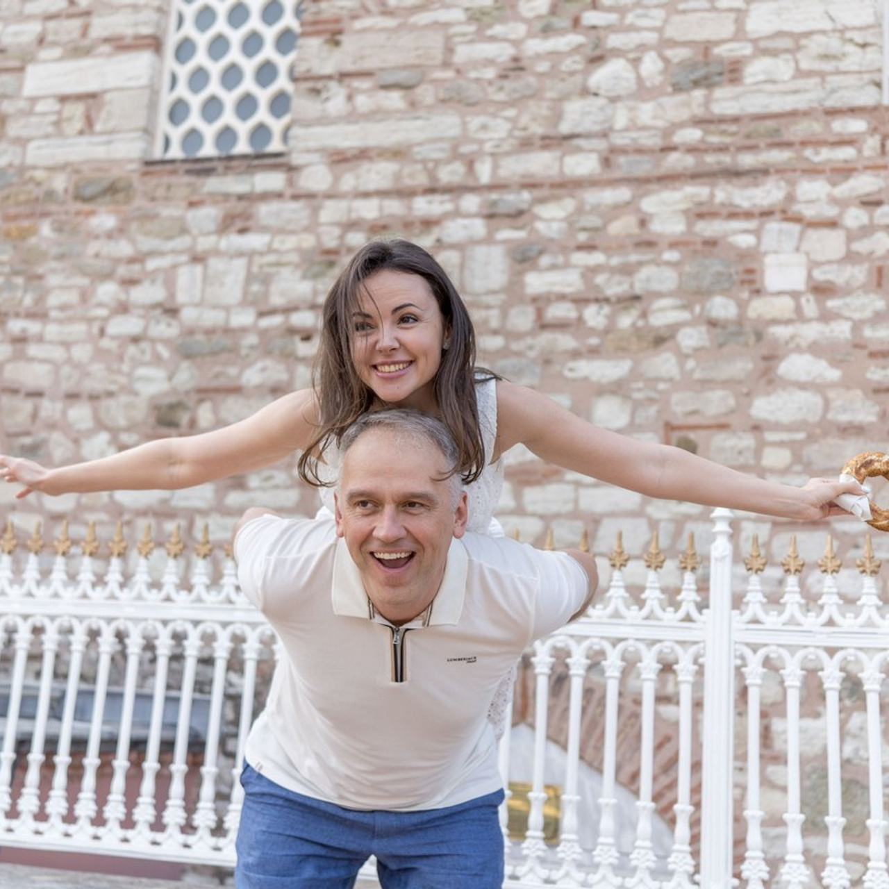 Фотосессия в Стамбуле. Фотограф в Стамбуле. Лайфстайл фотограф в Стамбуле Анатолий. Фотосессии на крышах с чайками