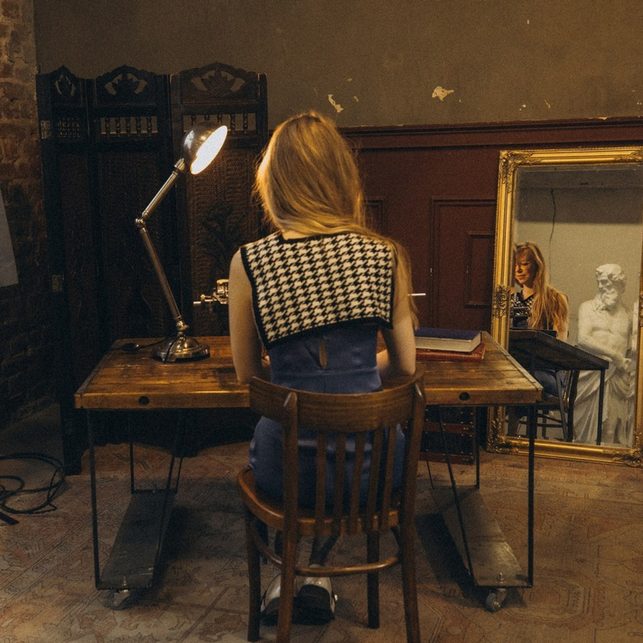 FEEDBACK. Portrait photographer in Europe. Aurora Balear in Balearic Islands, woman portrait photographer. Work in Spain