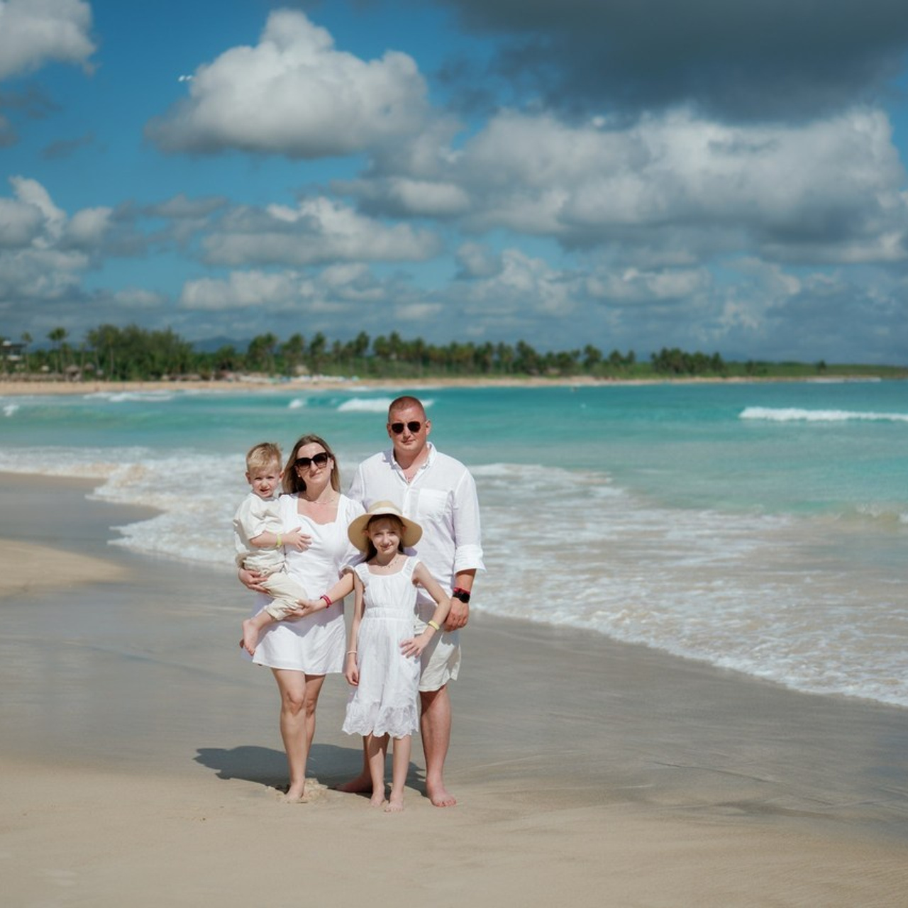 About Viktor Matiiv | Wedding Photographer & Filmmaker in Punta Cana. Wedding photographer and filmmaker in Dominican Republic Viktor Matiiv