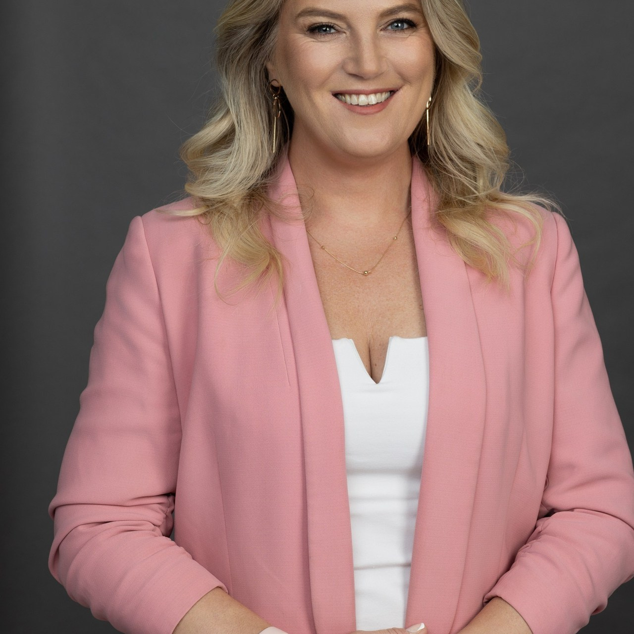 Reviews. Elena Kukhareva