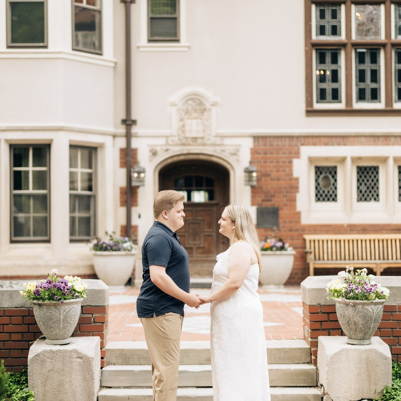 Wedding photographer Michigan. Anastasia Post: Wedding and Editorial Photography