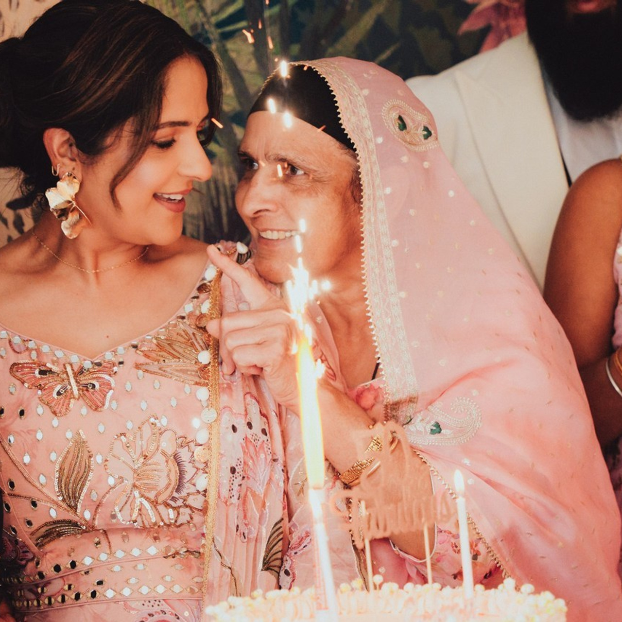 Irina Zoteeva Feedback photographer in Solihull and Birmingham. Creative Family, Brand, Boudoir and Wedding Photographer in Solihull & Birmingham Irina Zoteeva