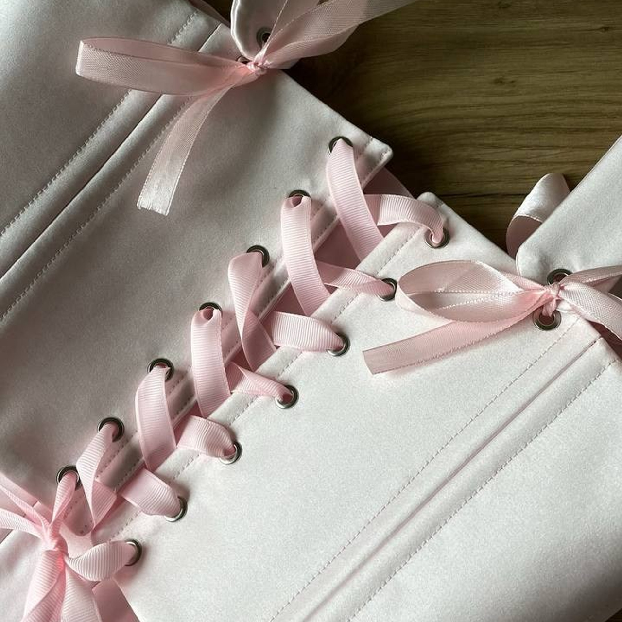 Tkaniny i wykończenia