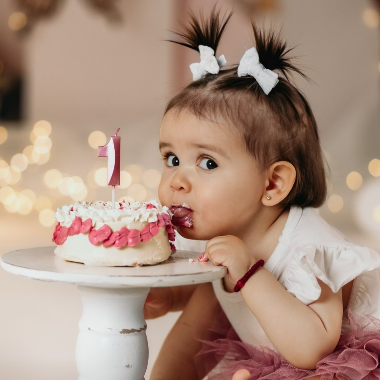 RECENZIJE. DEČIJI FOTOGRAF BEOGRAD|FOTOGRAFISANJE KRŠTENJA|CAKE SMASH