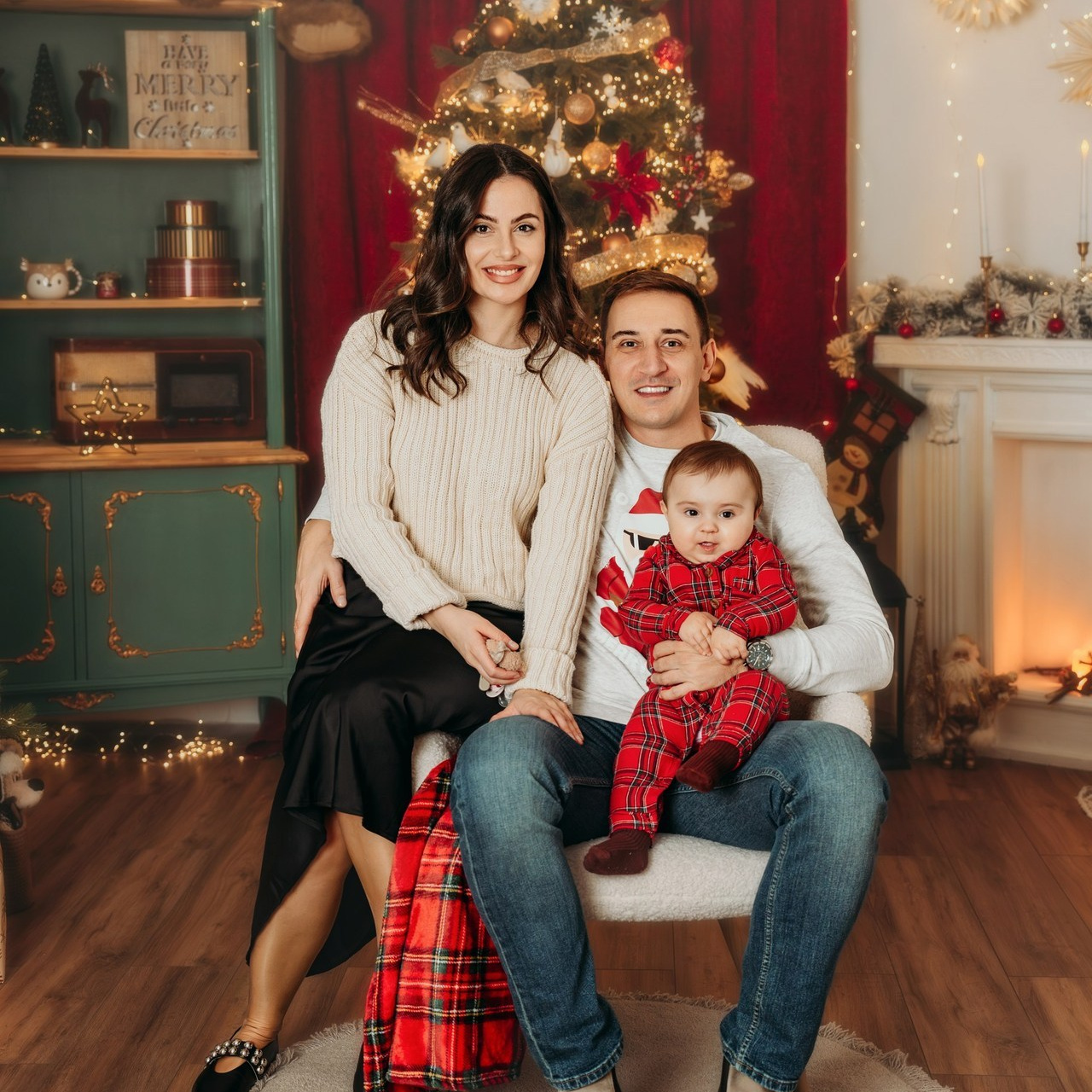 RECENZIJE. DEČIJI FOTOGRAF BEOGRAD|NOVOGODISNJE FOTOGRAFISANJE|CAKE SMASH