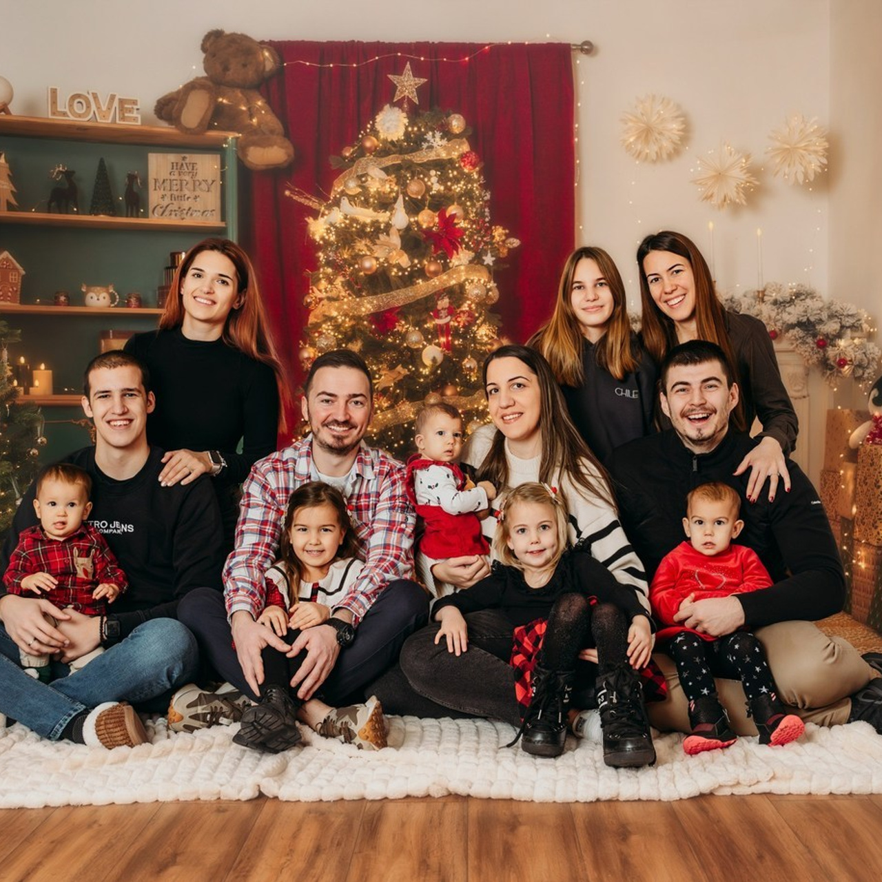 RECENZIJE. DEČIJI FOTOGRAF BEOGRAD|NOVOGODISNJE FOTOGRAFISANJE|CAKE SMASH