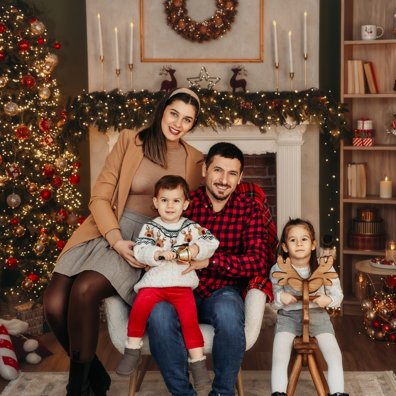 RECENZIJE. DEČIJI FOTOGRAF BEOGRAD|NOVOGODISNJE FOTOGRAFISANJE|CAKE SMASH