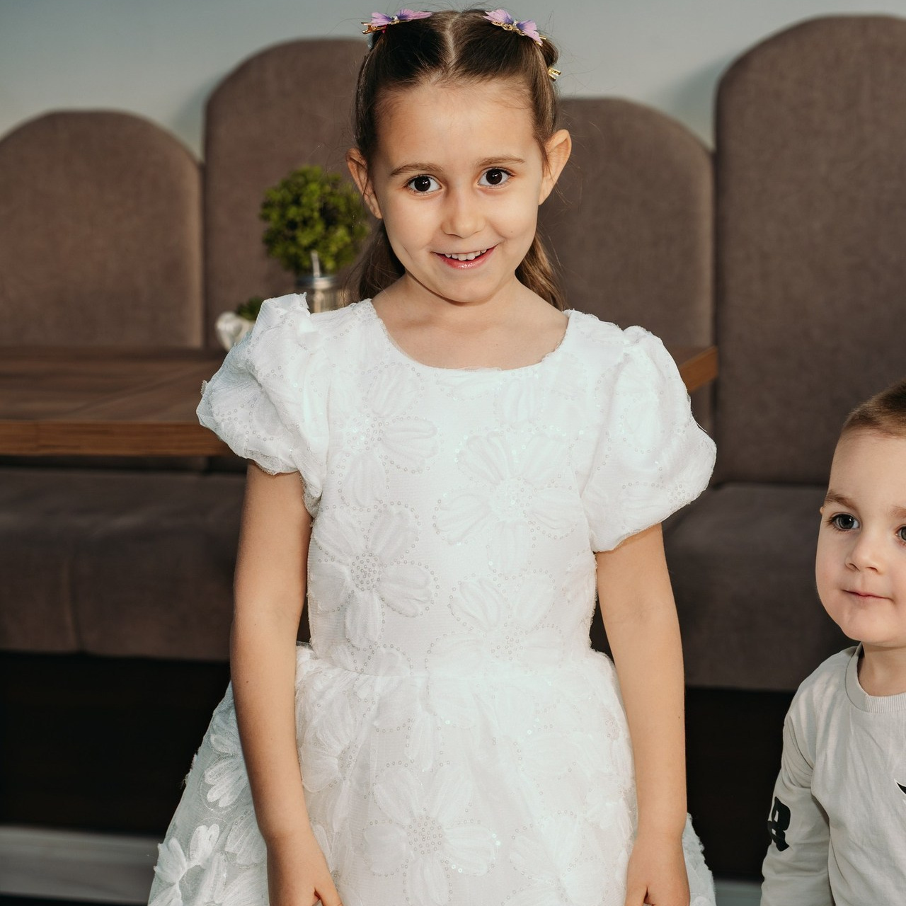 RECENZIJE. DEČIJI FOTOGRAF BEOGRAD|FOTOGRAFISANJE KRŠTENJA|CAKE SMASH