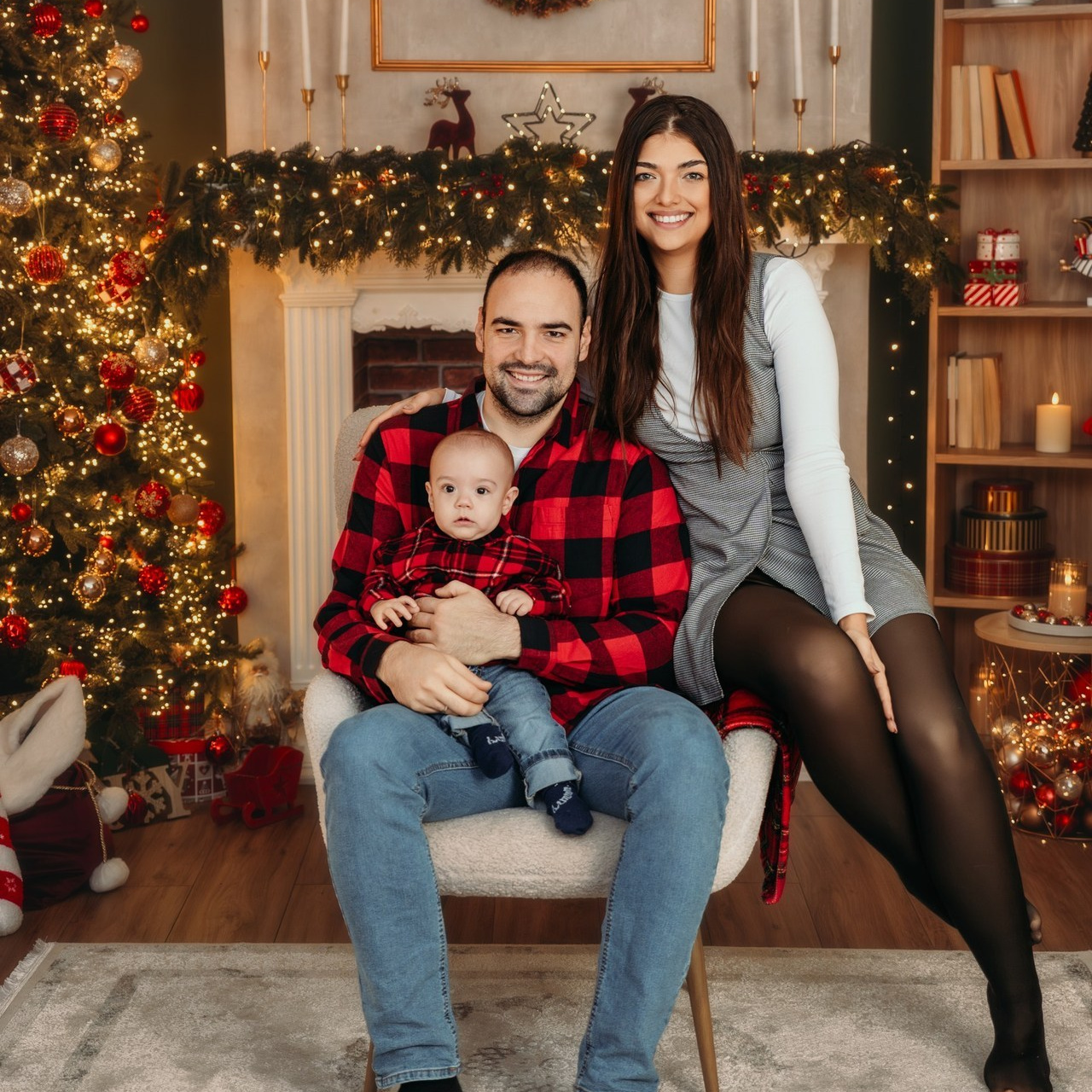 RECENZIJE. DEČIJI FOTOGRAF BEOGRAD|NOVOGODISNJE FOTOGRAFISANJE|CAKE SMASH