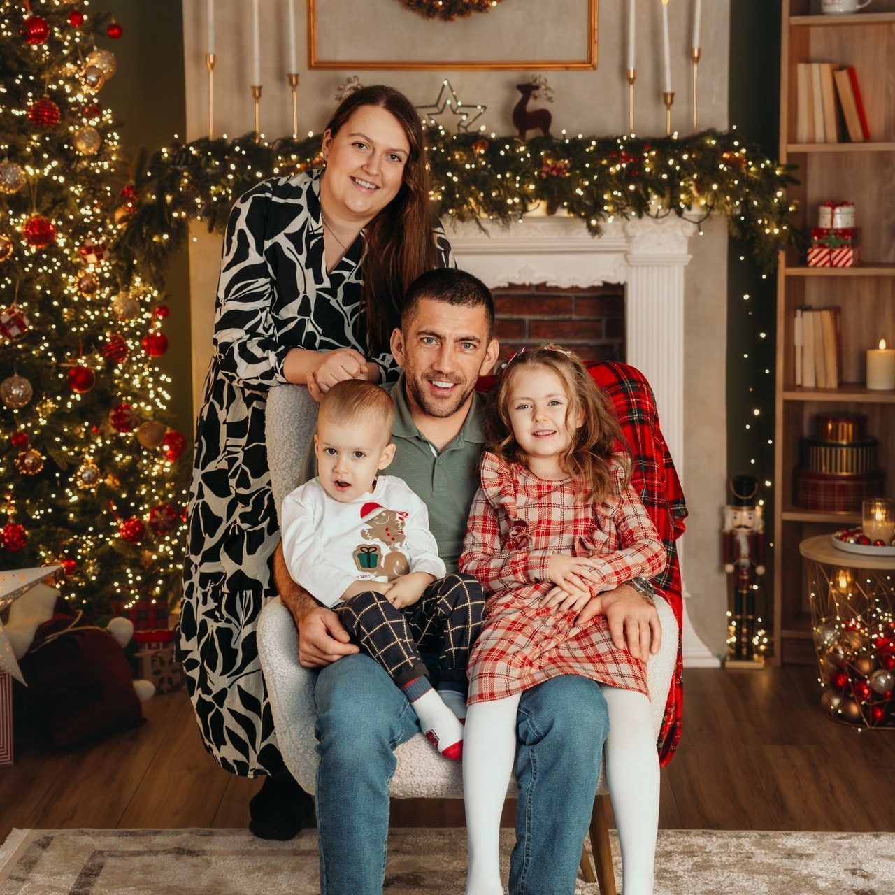 RECENZIJE. DEČIJI FOTOGRAF BEOGRAD|NOVOGODISNJE FOTOGRAFISANJE|CAKE SMASH