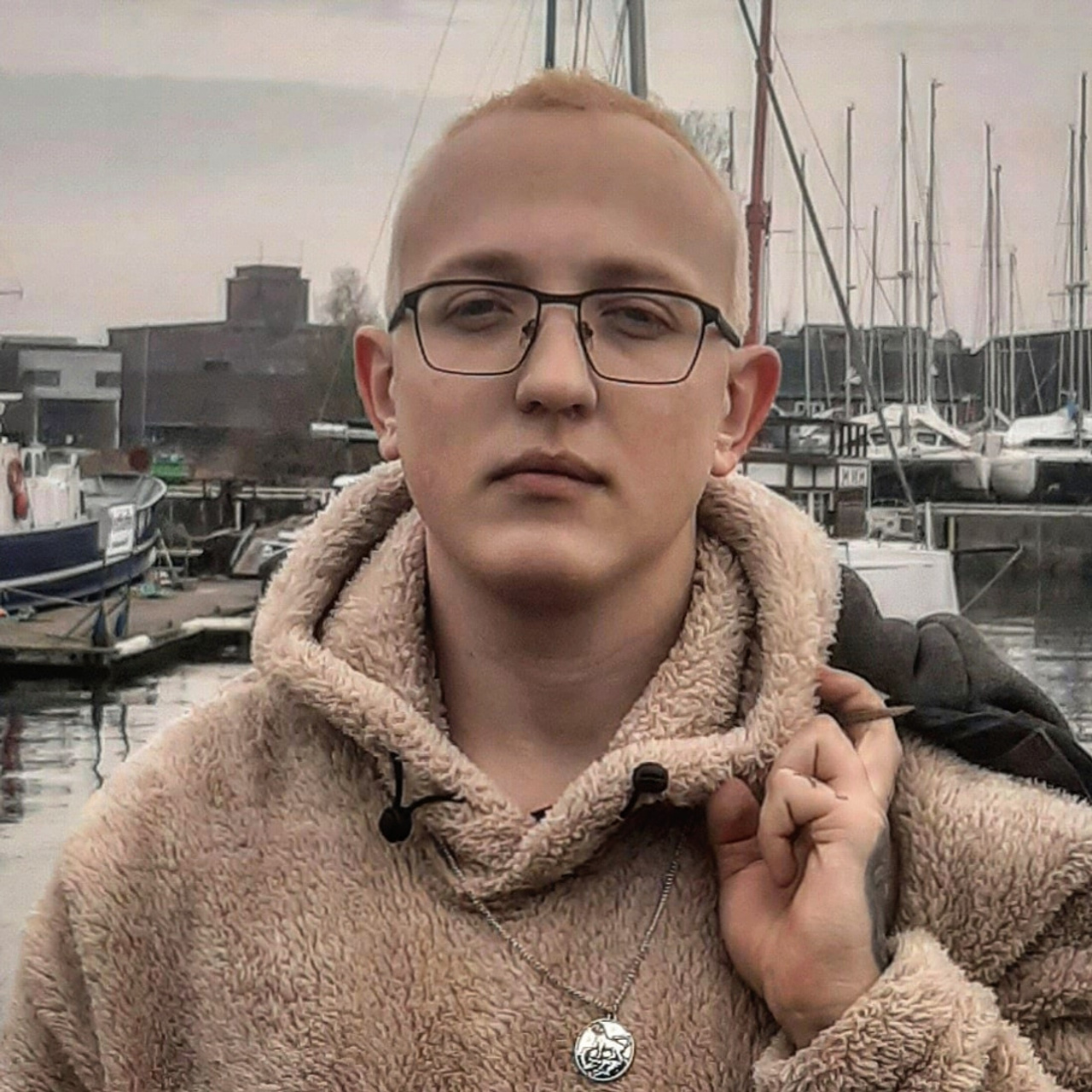 Atsauksmes. FOTOGRĀFS| LATVIJA |DAUGAVPILS|