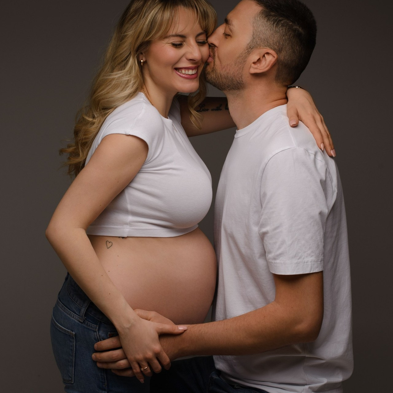 Reviews. Julia Kuzmovych personal and pregnancy photographer in London