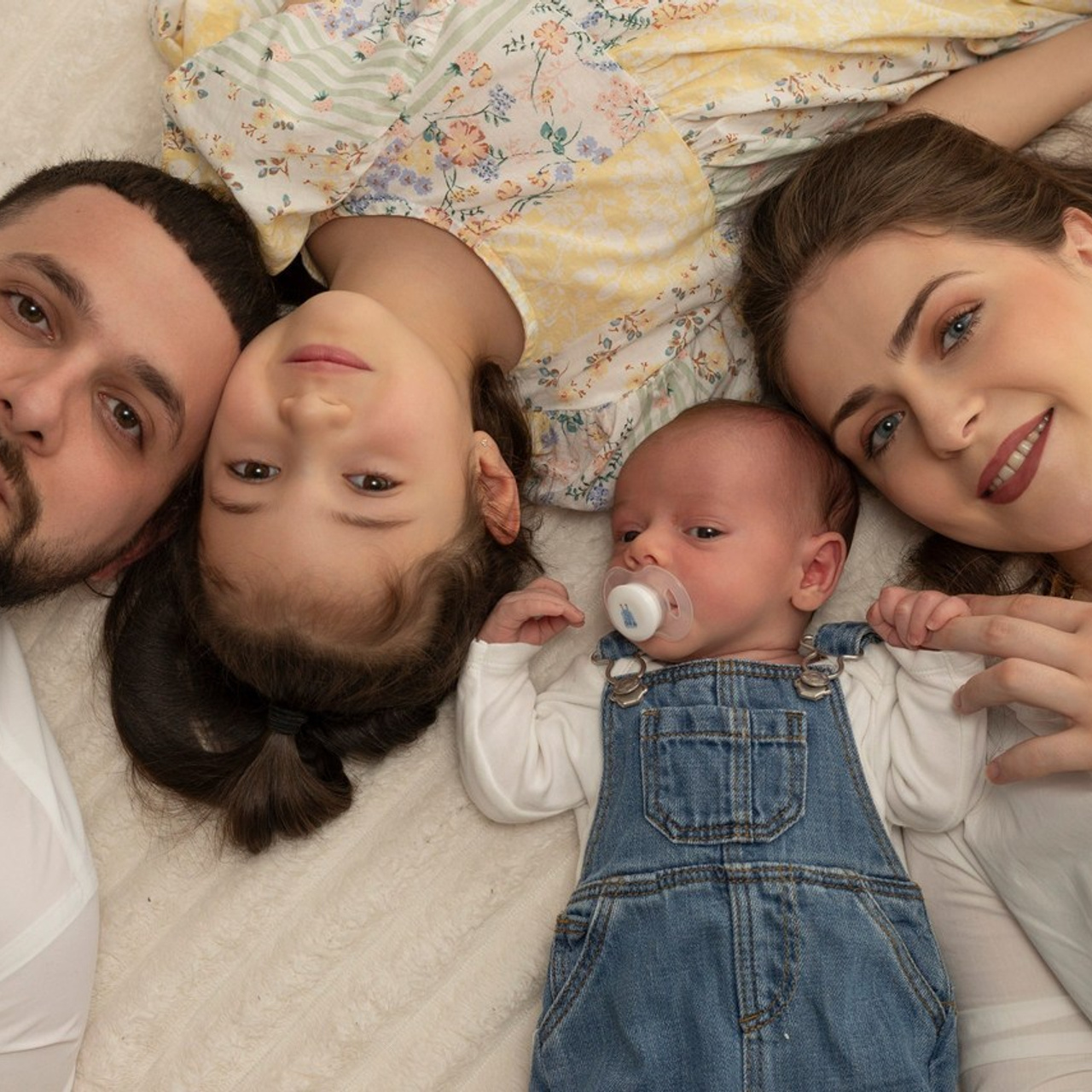 Reviews. Julia Kuzmovych personal and pregnancy photographer in London