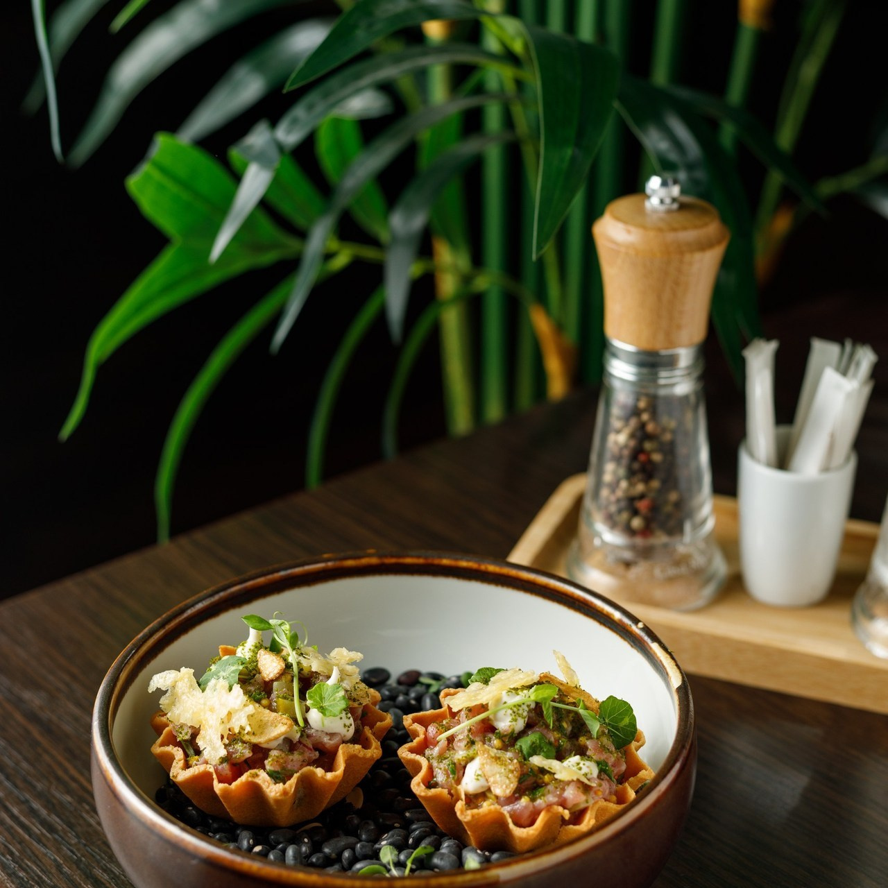 Reviews. Captured by Hallovud