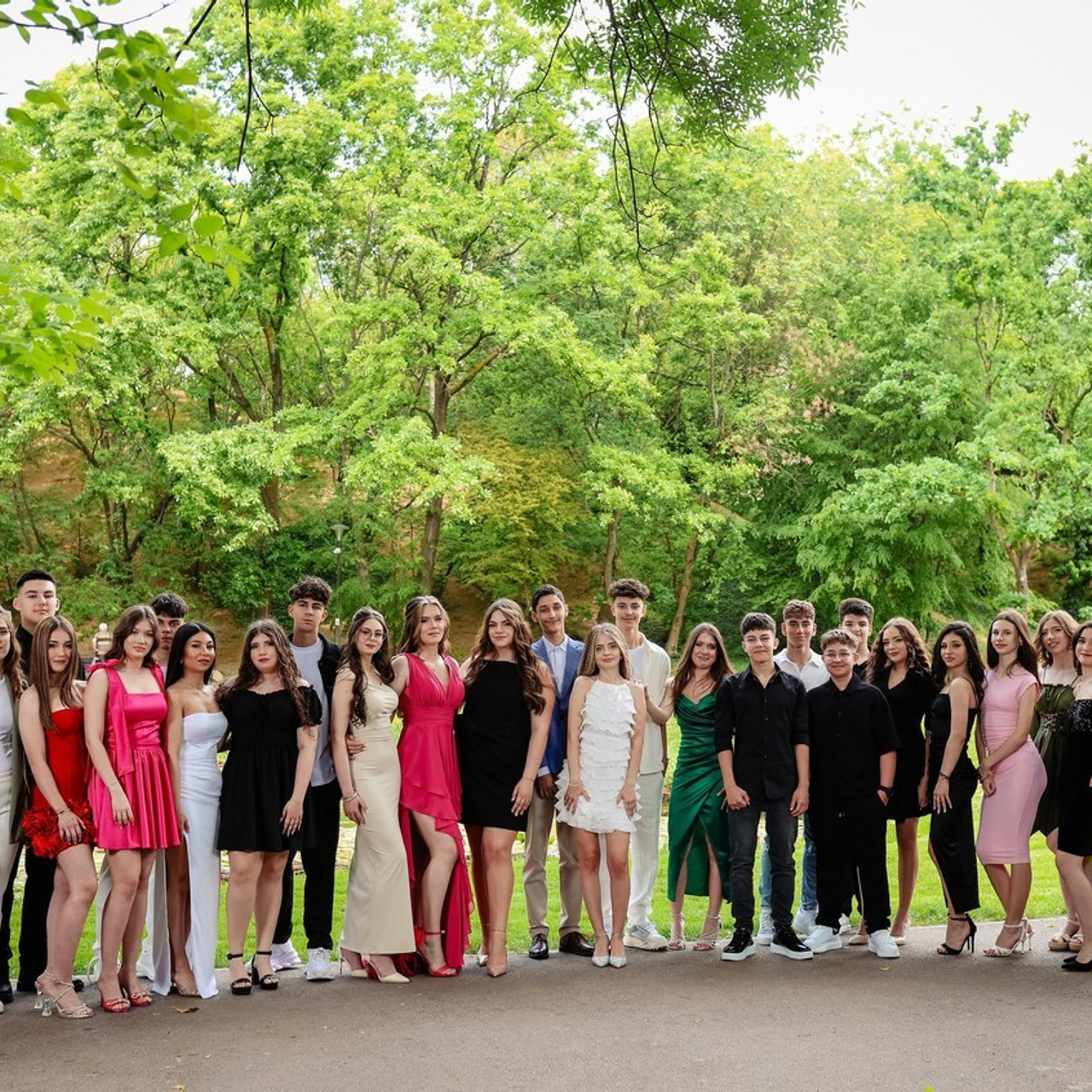 Opinii. Hello, I’m Catalin Baloi, I’m a professional wedding, baptism, engagement and photoshoot photographer