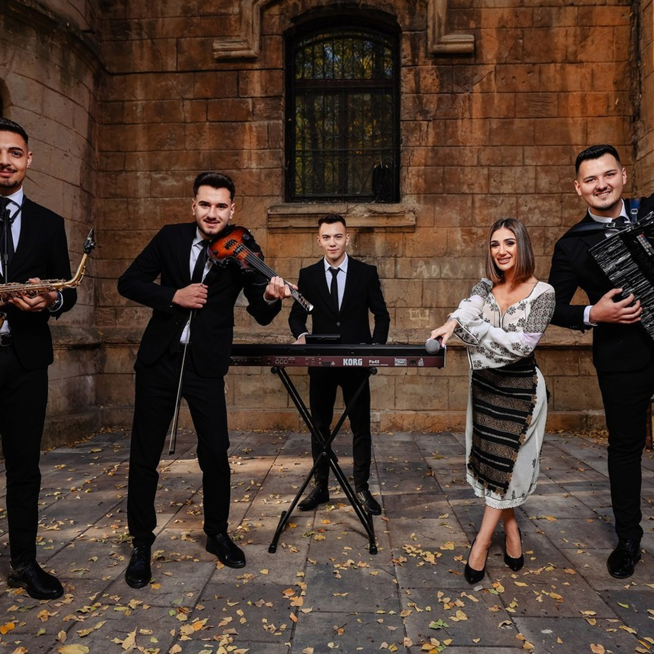 Opinii. Hello, I’m Catalin Baloi, I’m a professional wedding, baptism, engagement and photoshoot photographer