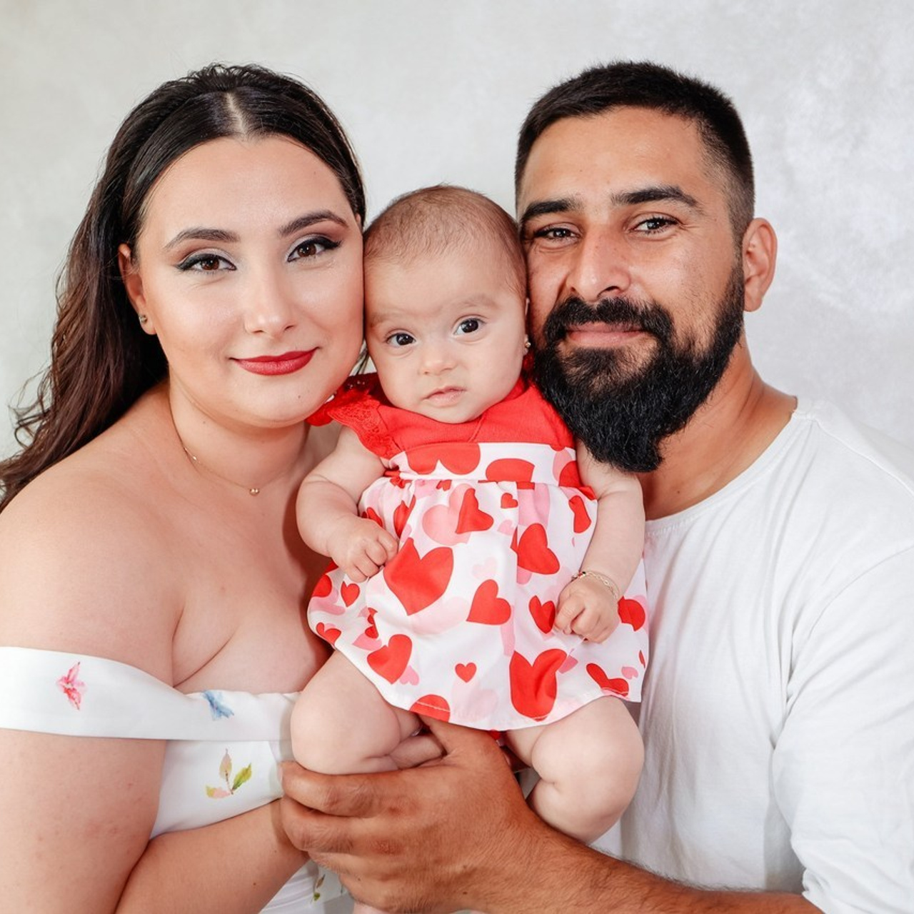 Opinii. Hello, I’m Catalin Baloi, I’m a professional wedding, baptism, engagement and photoshoot photographer