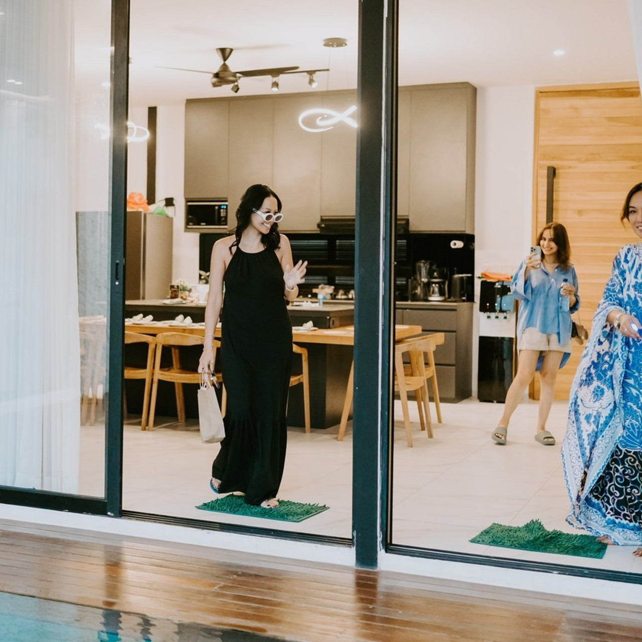 Testimonials. Female Photographer in Bali