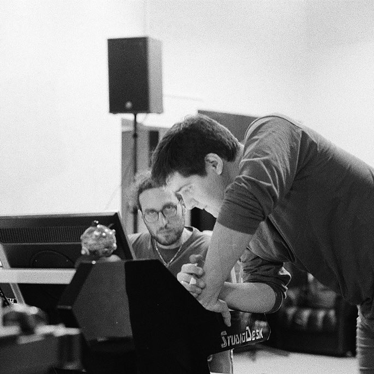 Vadym Kholodenko. Analog. Anastasia Shapoval violoniste et photographe. Annecy — Geneve