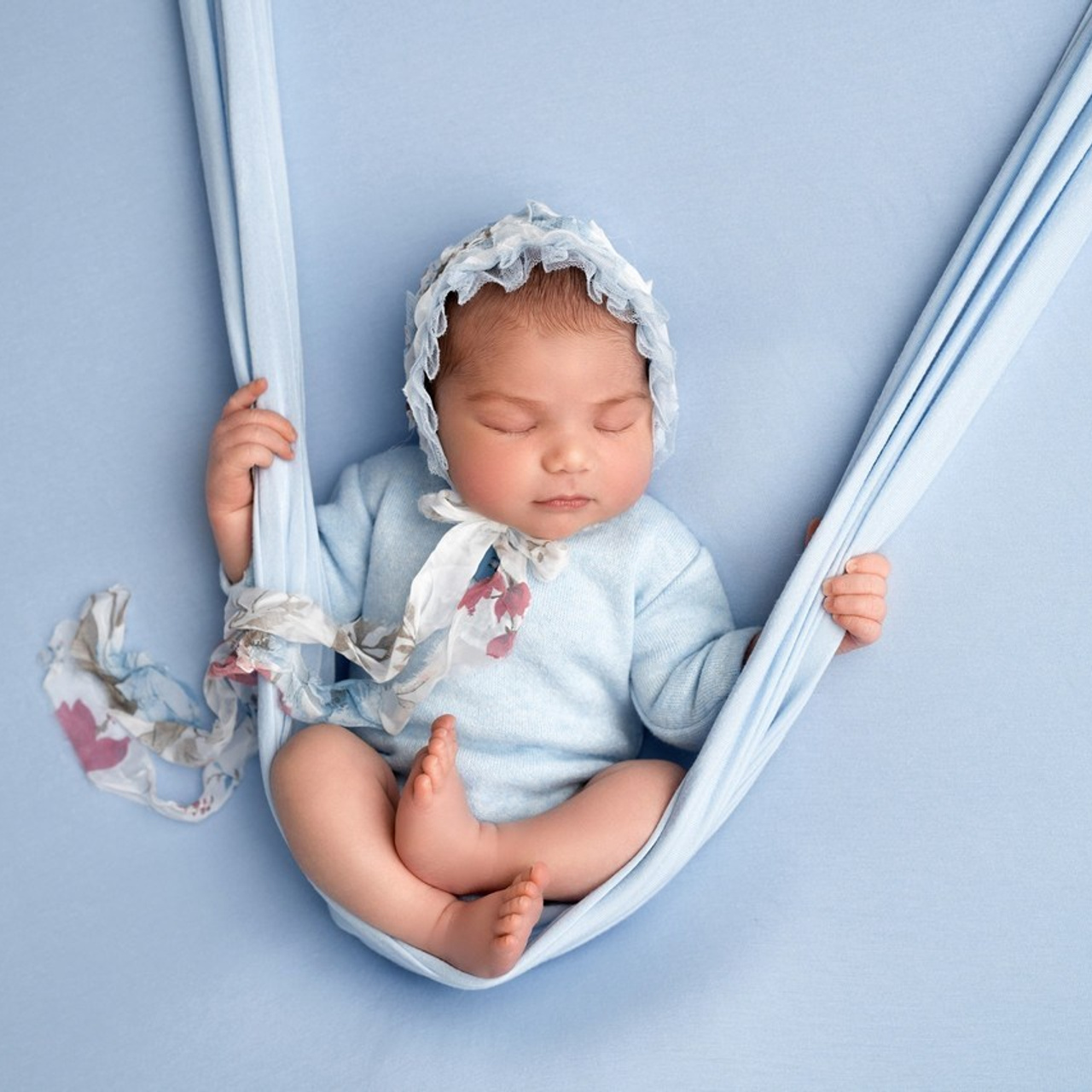 TESTIMONIALS. Newborn, Sitter and Cake Smash Photographer in Doha, Qatar