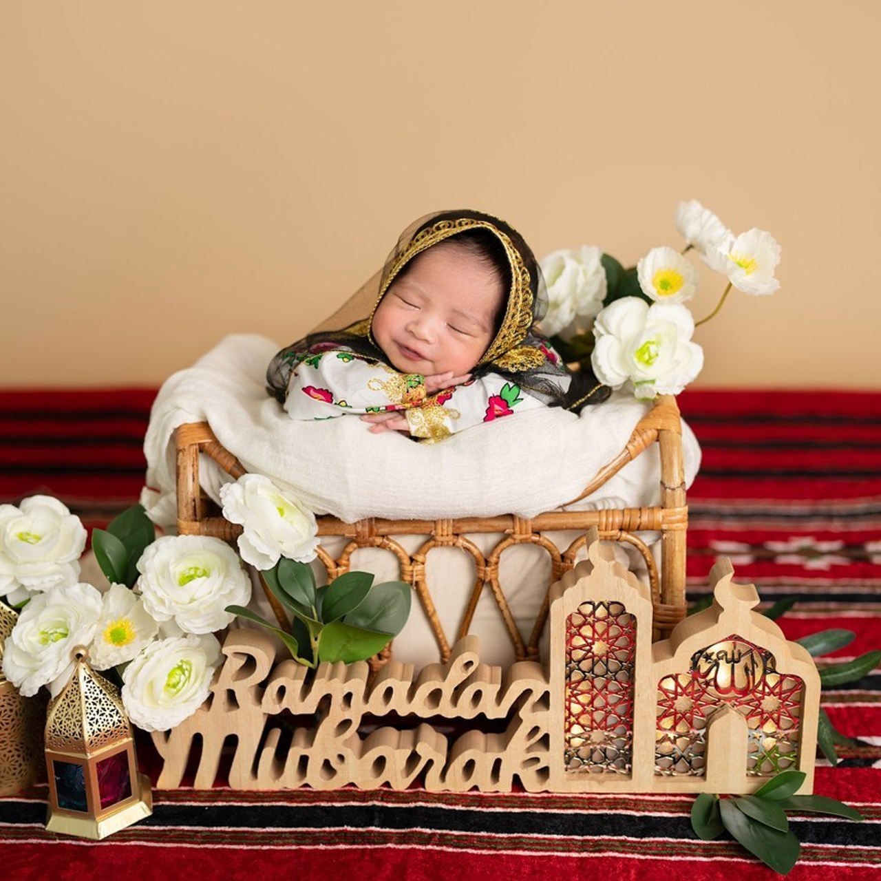 TESTIMONIALS. Newborn, Sitter and Cake Smash Photographer in Doha, Qatar