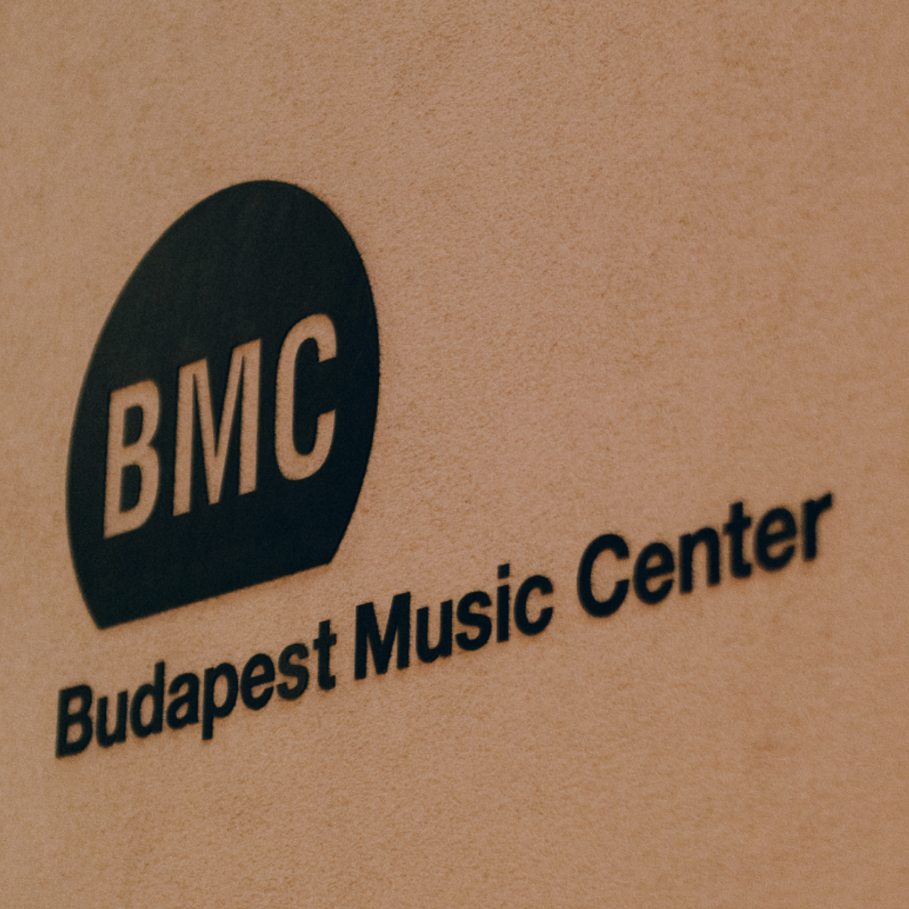 BUDAPEST MUSIC CENTER