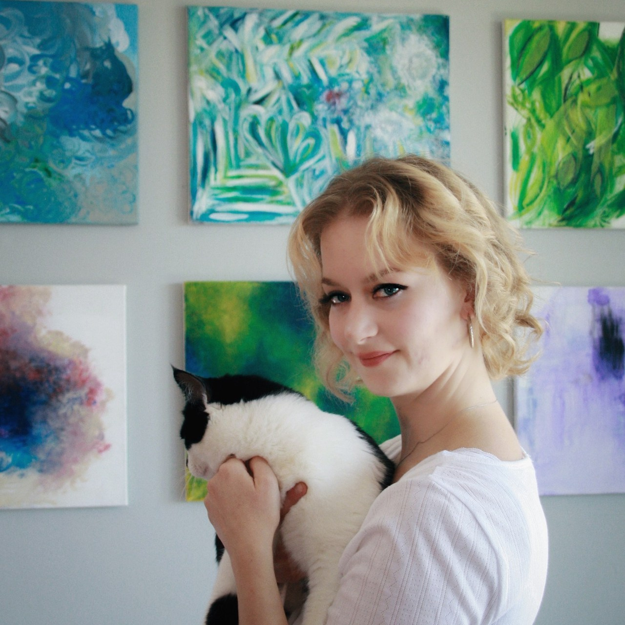 Reviews. Emiliia Kotruch PHOTOGRAPHER