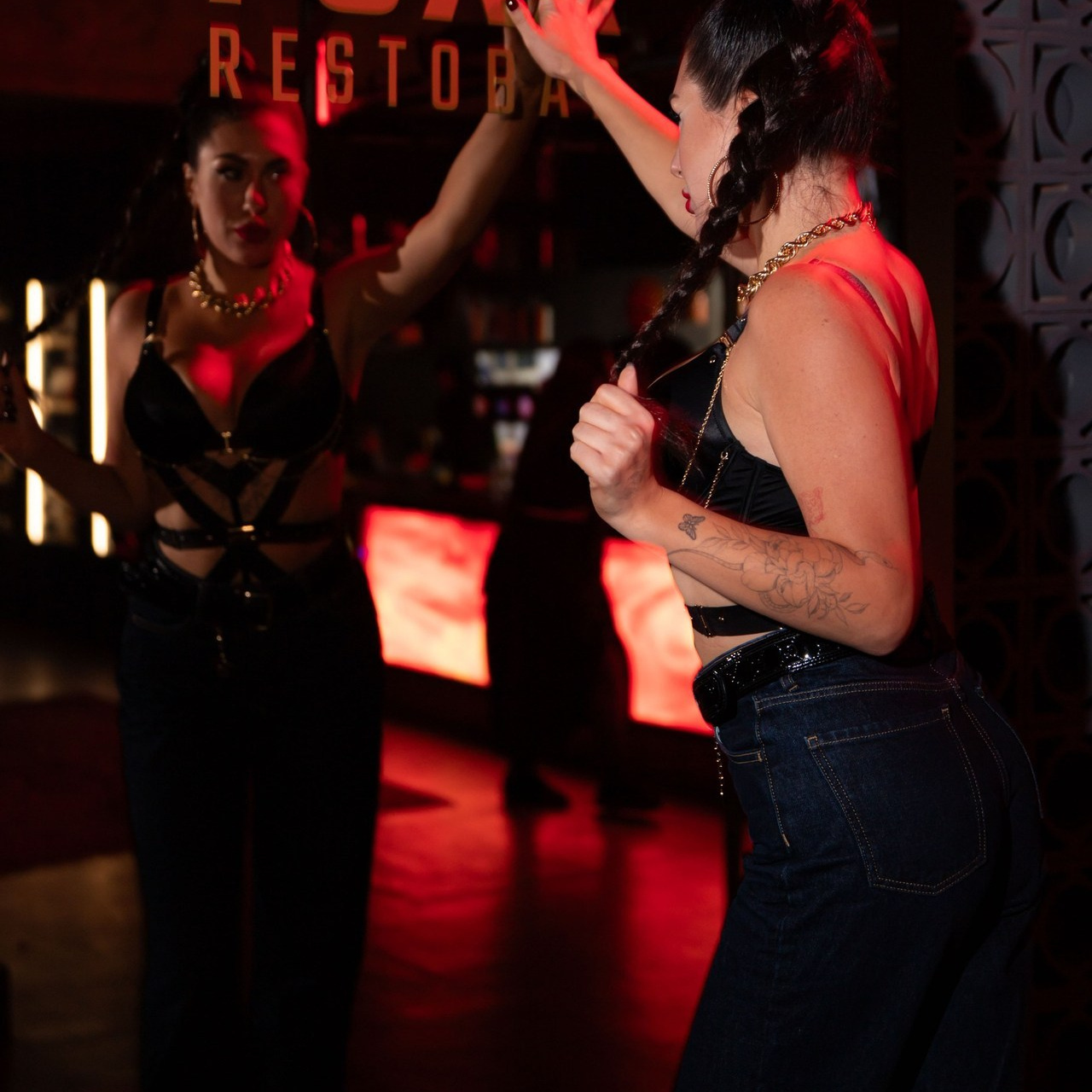 Reviews. Mari So — Photographer Prague