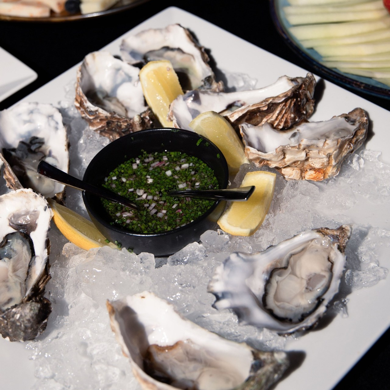 Reviews. Mari So — Photographer Prague