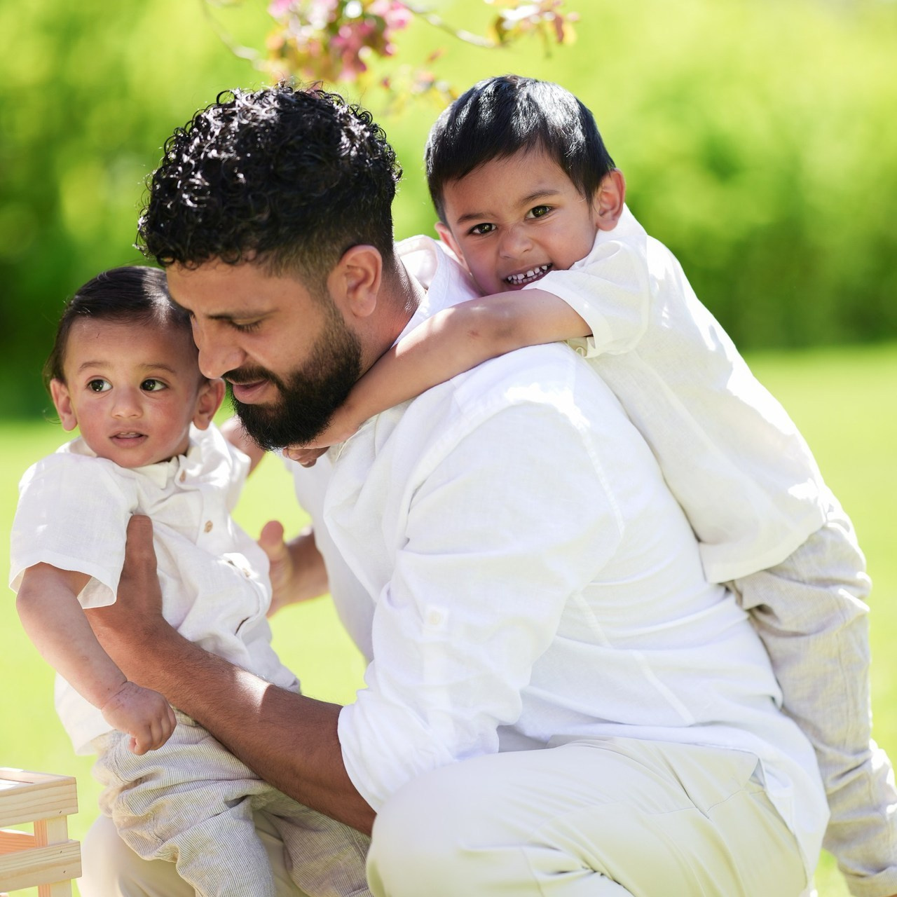 Reviews. Calgary Portrait & Family and Child Photographer