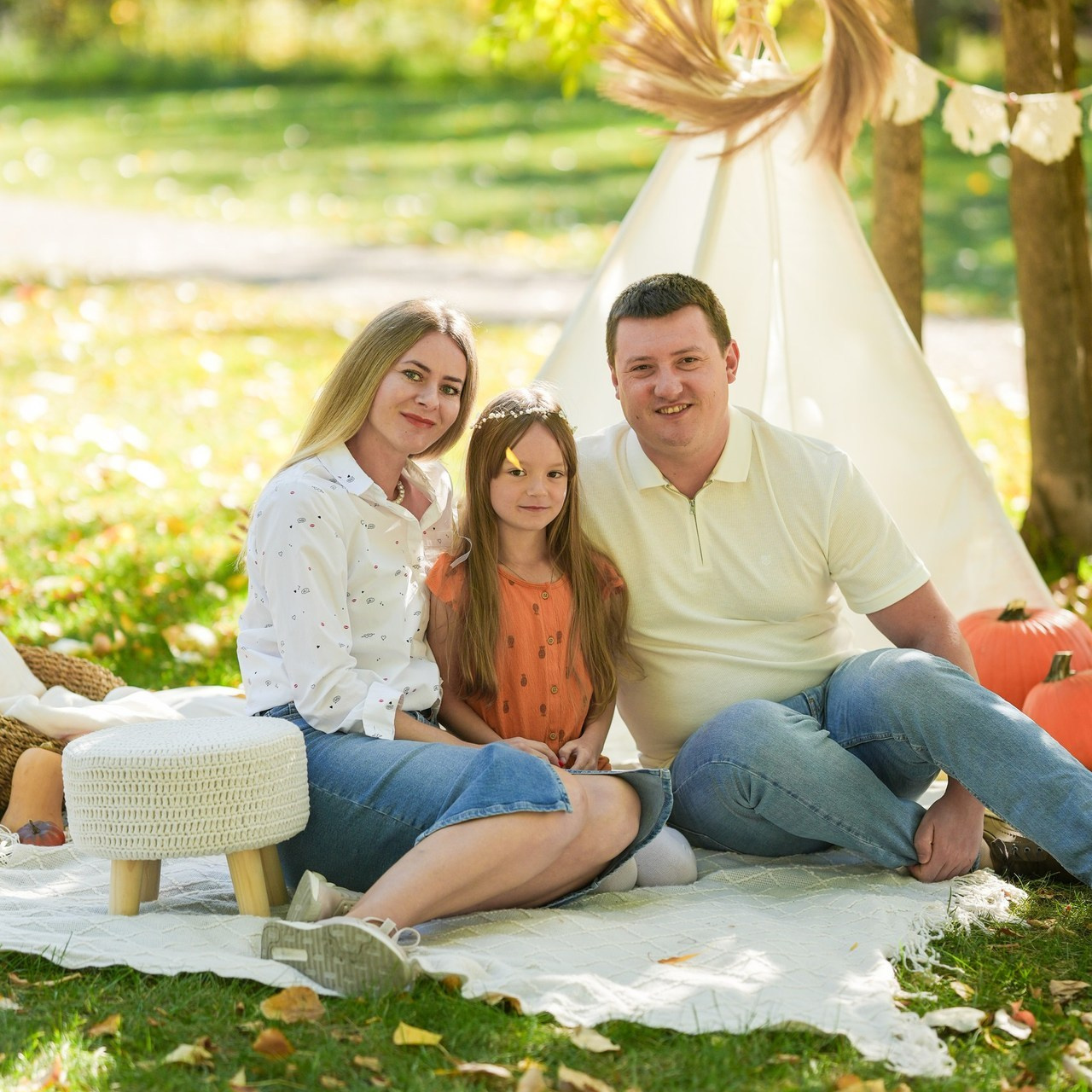 Reviews. Calgary Portrait & Family and Child Photographer