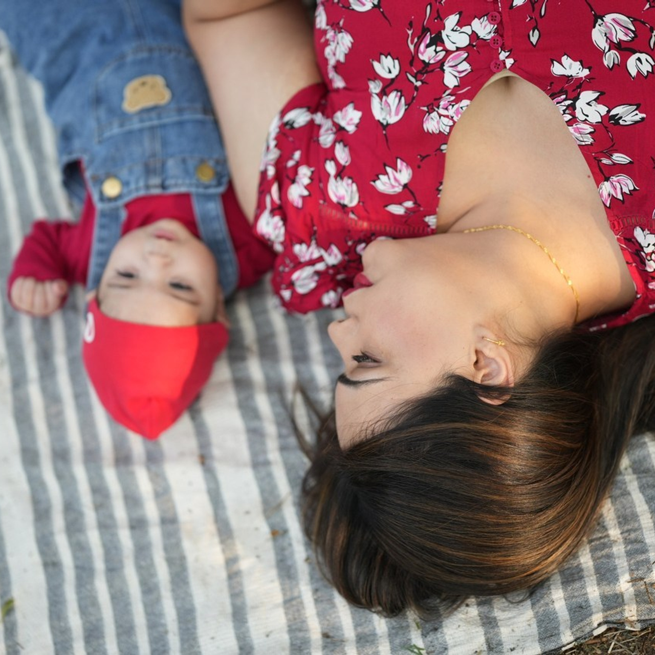 Reviews. Calgary Portrait & Family and Child Photographer