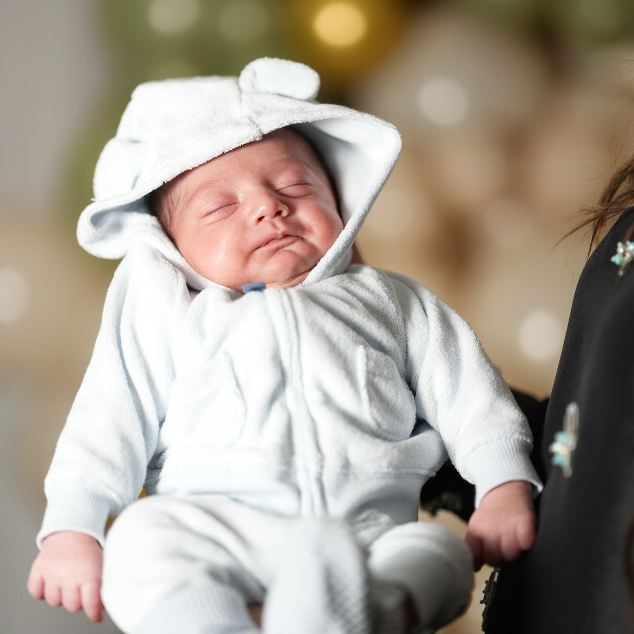 Reviews. Calgary Portrait & Family and Child Photographer