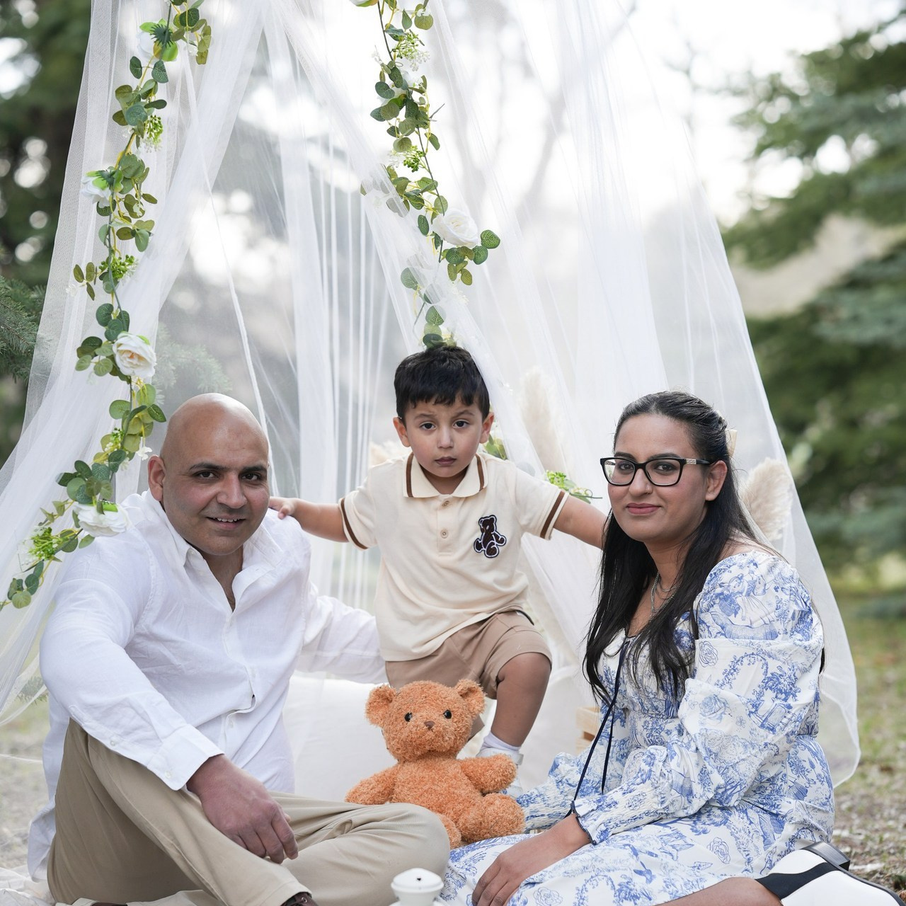 Reviews. Calgary Portrait & Family and Child Photographer