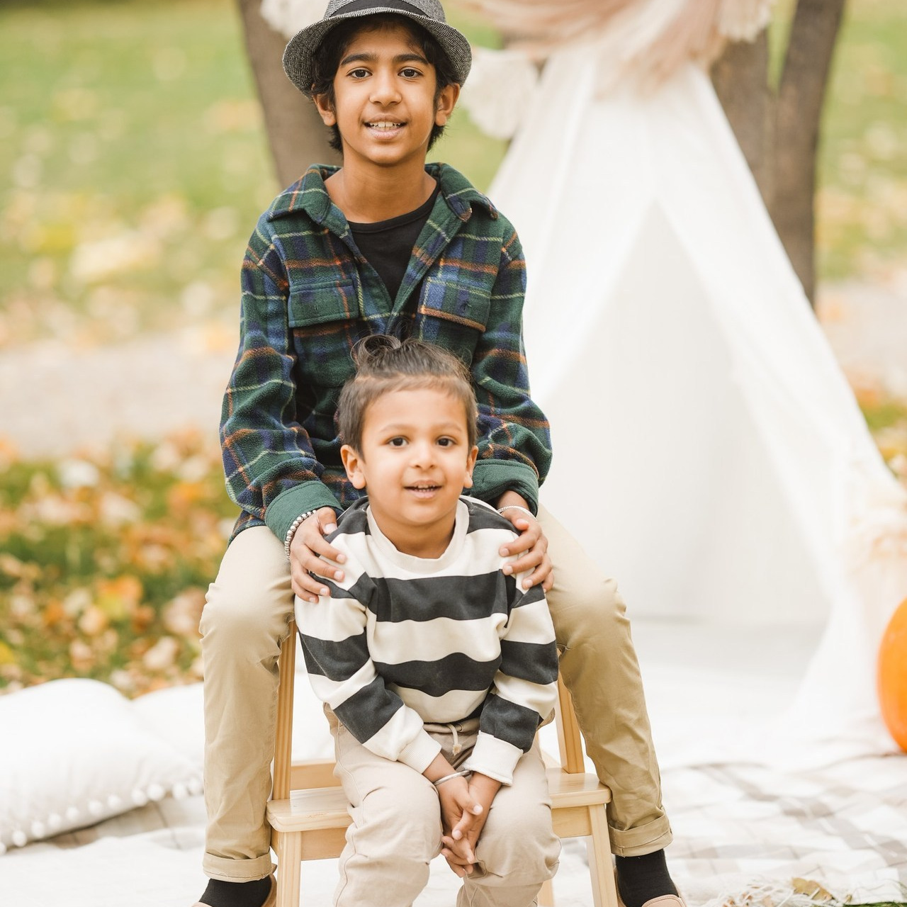 Reviews. Calgary Portrait & Family and Child Photographer