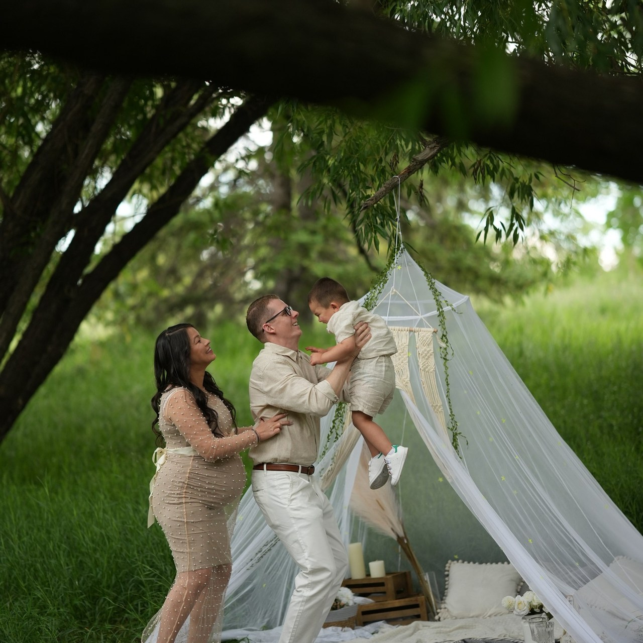 Reviews. Calgary Portrait & Family and Child Photographer