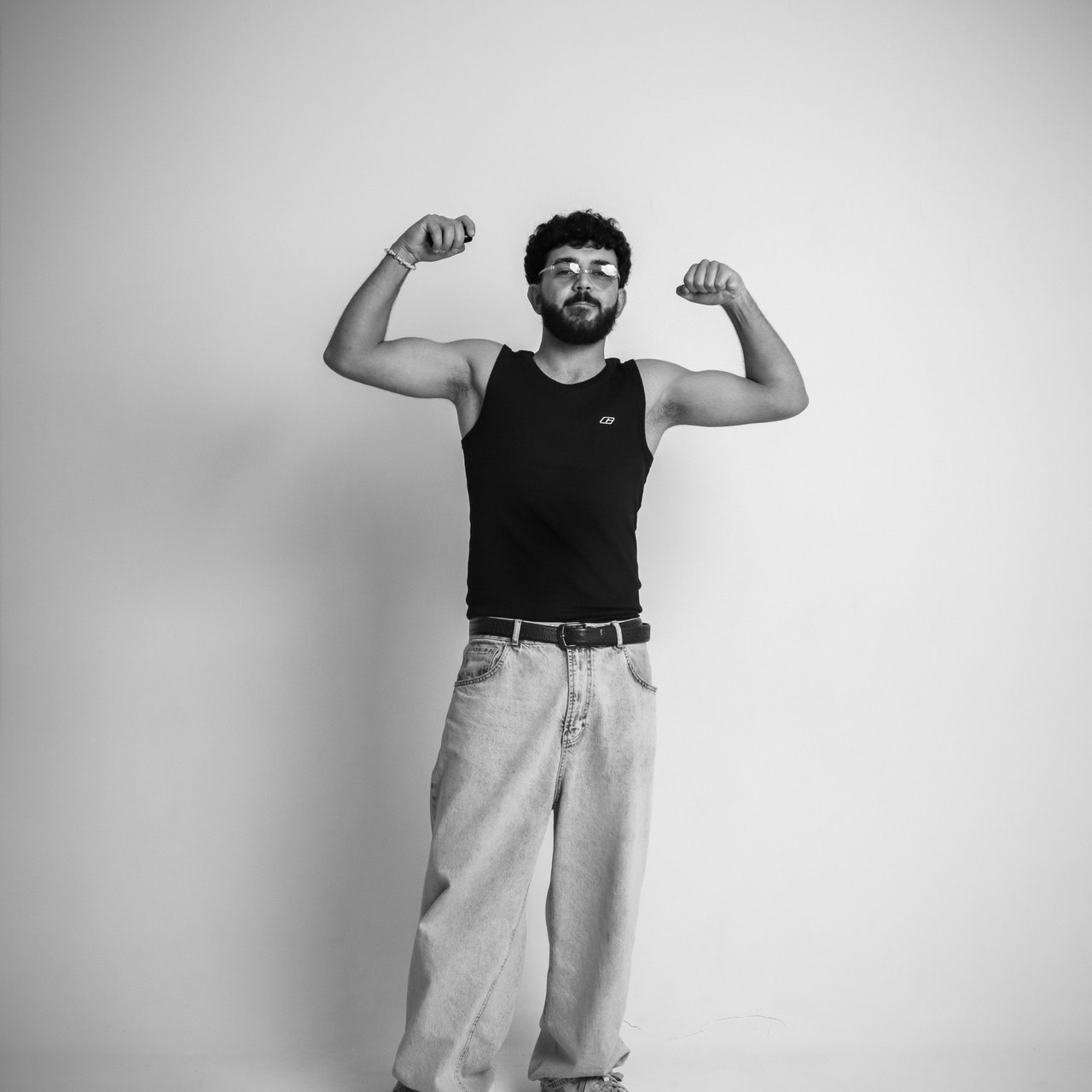 Կարծիքներ. Monolab Self-Portrait Studio Գրանցվեք ֆոտոսեսիայի առանց լուսանկարչի