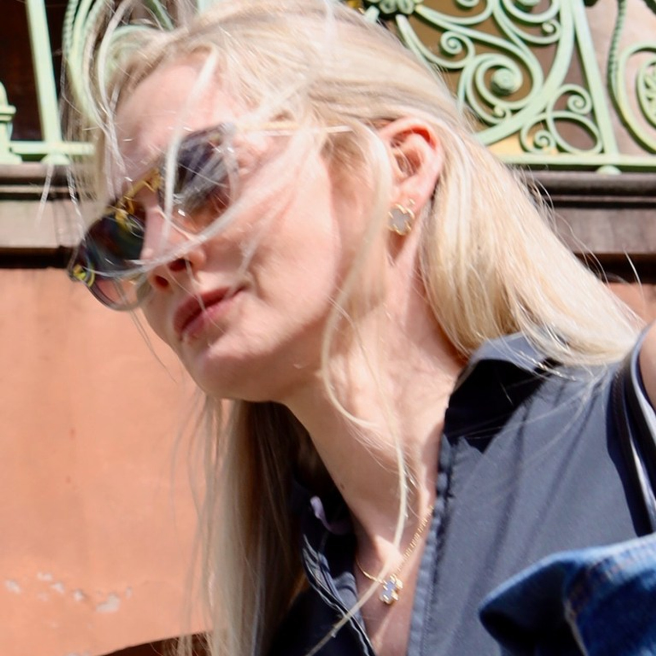 Reviews. Sonny Photos