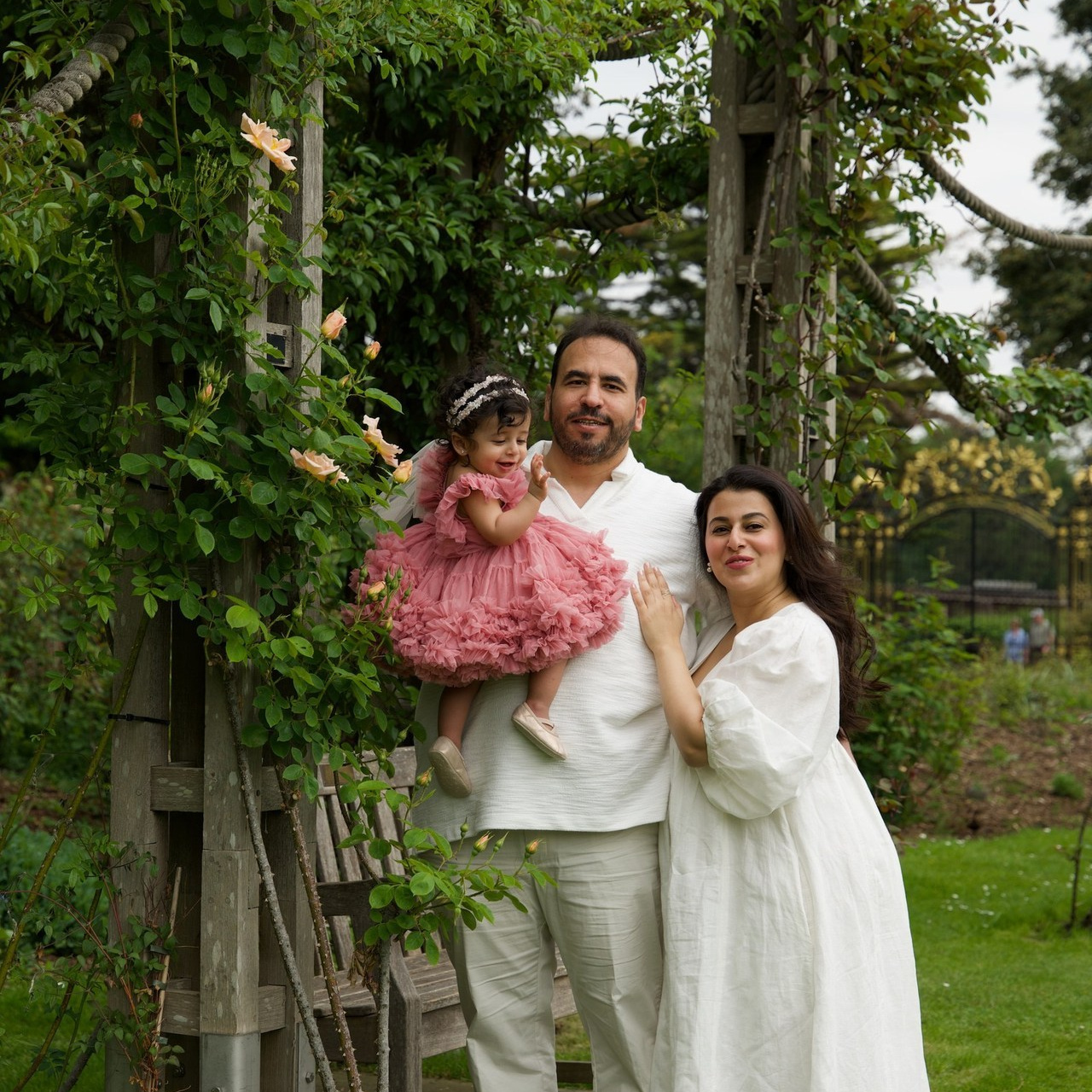 REVIEWS. FAMILY AND WEDDING PHOTOGRAPHER IN LONDON MARINA RIVA