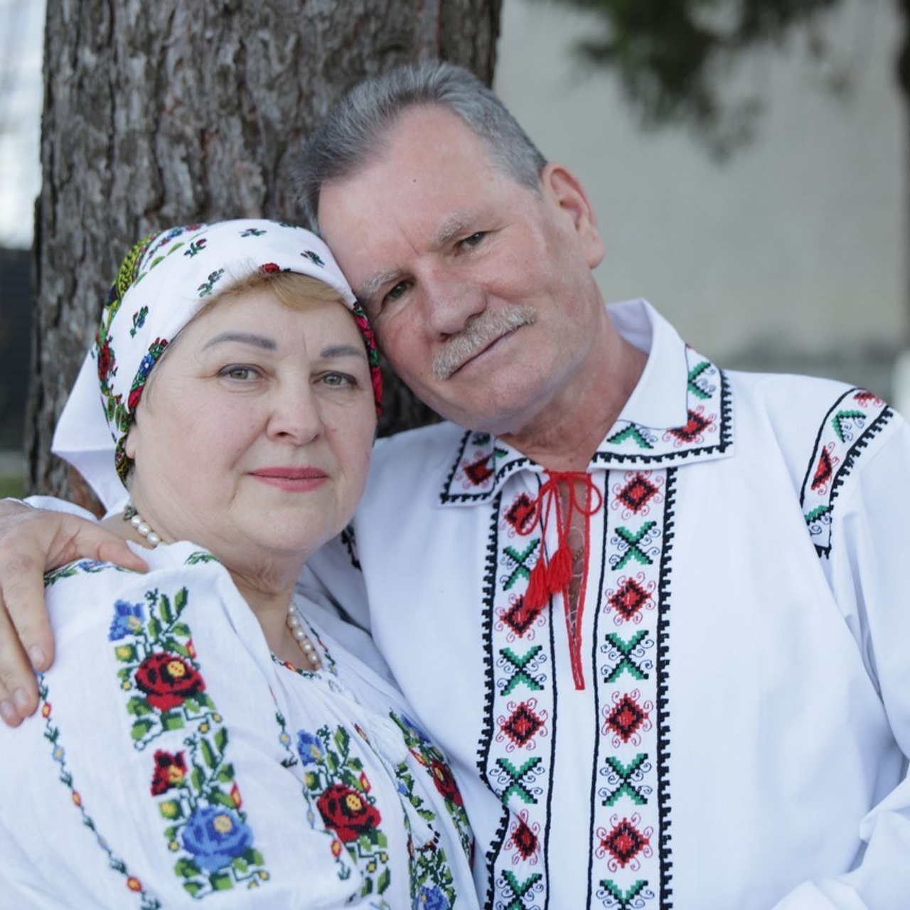 Recenzii. Alika Dia- Fotograf în Republica Moldova, Strășeni