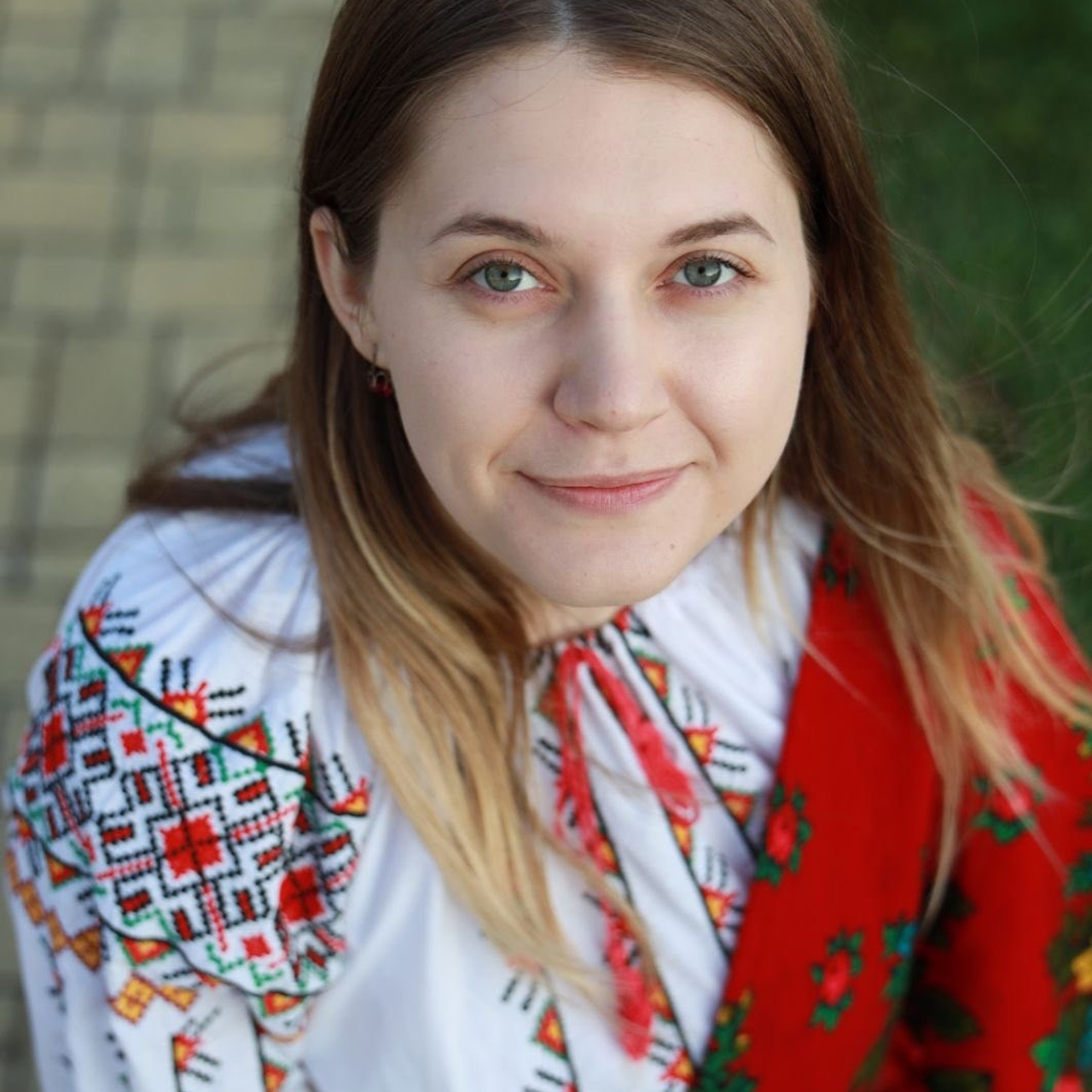 Recenzii. Alika Dia- Fotograf în Republica Moldova, Strășeni