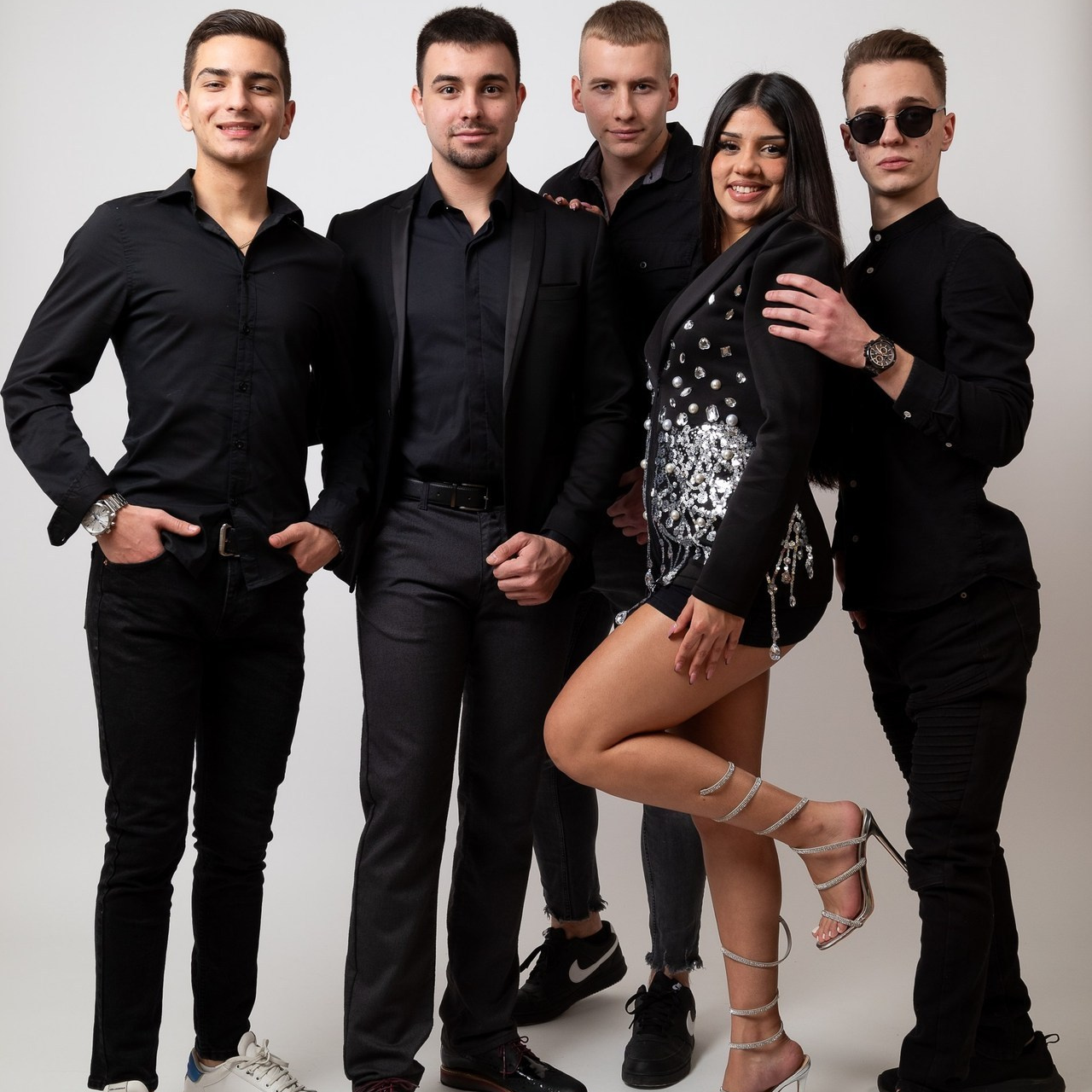 Фотостудия Моменты в Белграде   | Фотостудия с зеркалом без фотографа. Моменты. Фотостудия в самом сердце Белграда