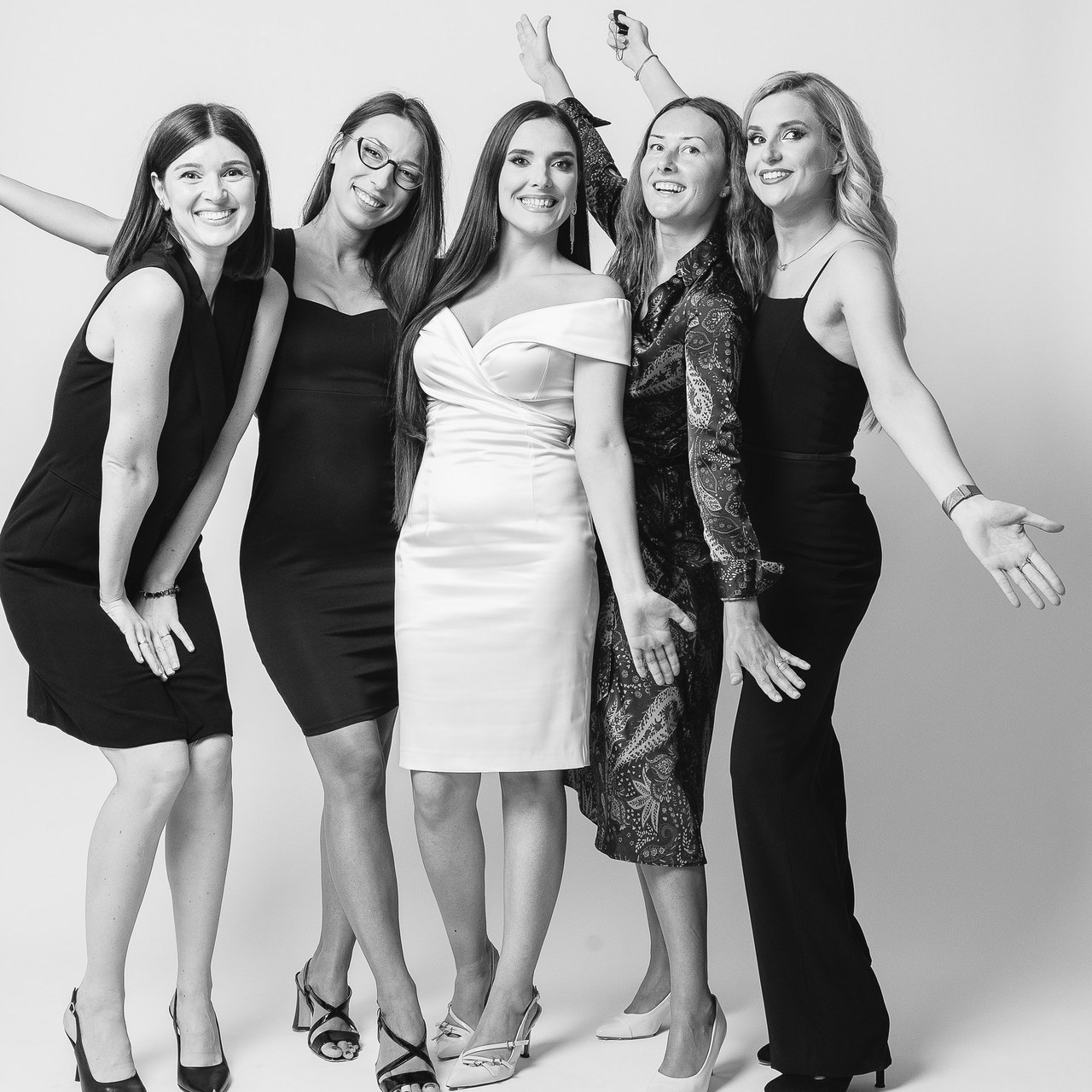 Фотостудия Моменты в Белграде   | Фотостудия с зеркалом без фотографа. Моменты. Фотостудия в самом сердце Белграда