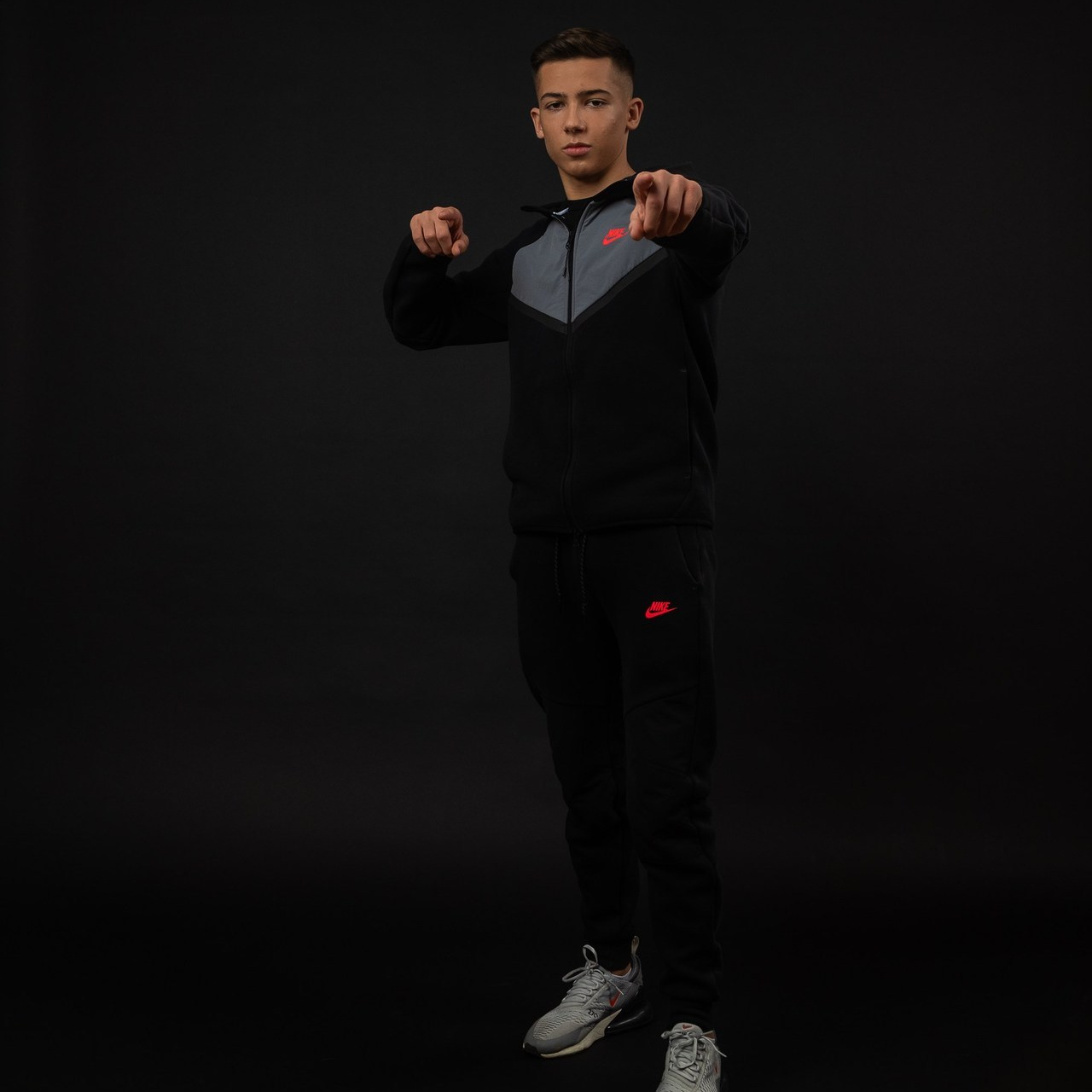 Recenzije. Moments. Photo studio of self-portrait in the heart of Belgrade