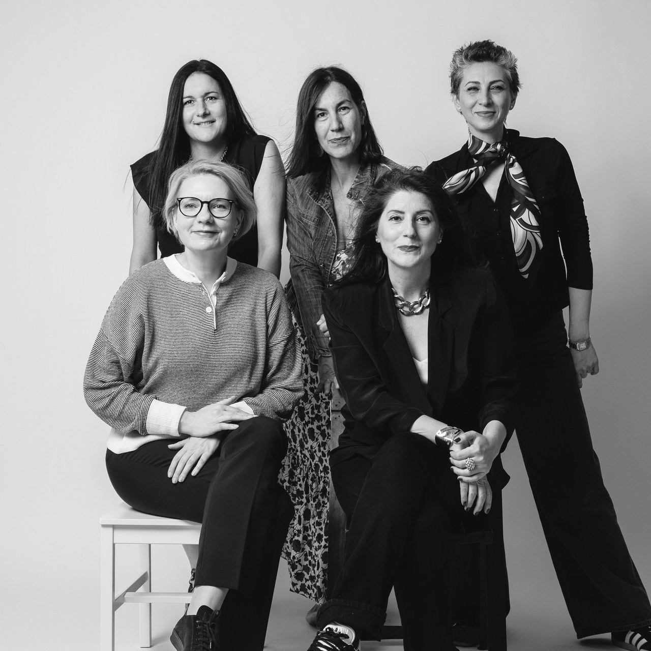 Фотостудия Моменты в Белграде   | Фотостудия с зеркалом без фотографа. Моменты. Фотостудия в самом сердце Белграда