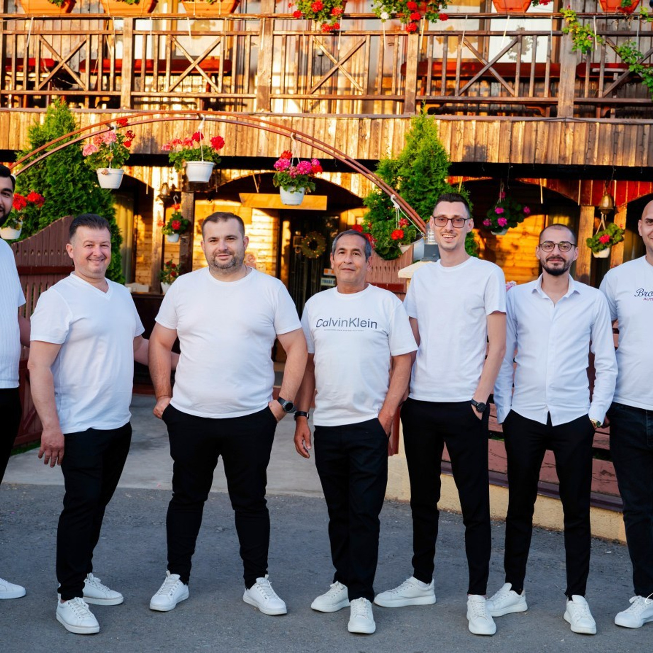 Recenzii Clienți MCM Happy Studio | Feedback Foto-Video. MCM Happy Studio – Fotograf și Videograf Nuntă