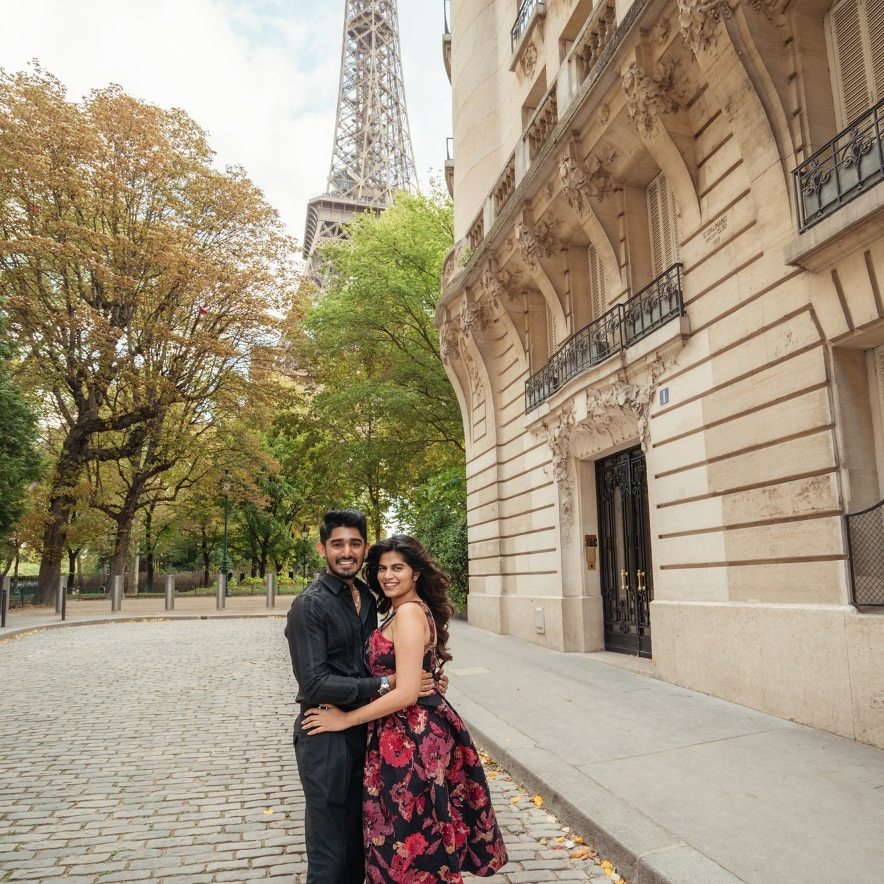 Photographer in Paris Yulia Shkadina | Couples, engagement, pre-wedding, individual photo-shoots in Paris at the best locations