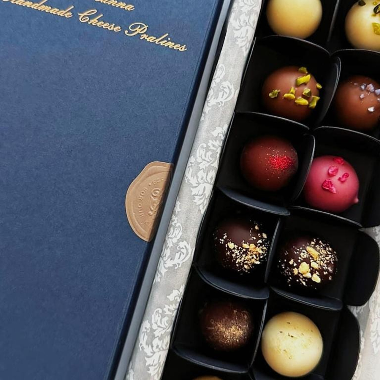 12 Käse + Schokolade Pralinen Geschenkbox