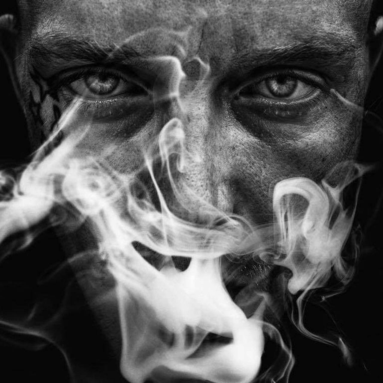 Recenzii. Daniel Cioc - Fotograf profesionist în București, specializat în evenimente, nunta, botez, corporate, portret și boudoir