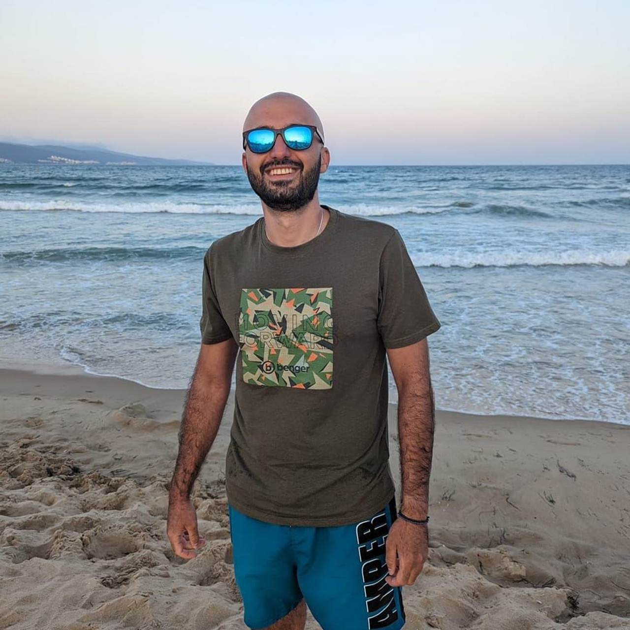 Recenzii. Daniel Cioc - Fotograf profesionist în București, specializat în evenimente, nunta, botez, corporate, portret și boudoir